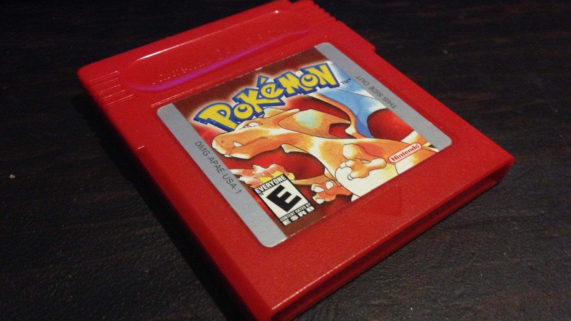 18. 2002 Première édition des Montagnes Mystérieuses Crystal Charizard
