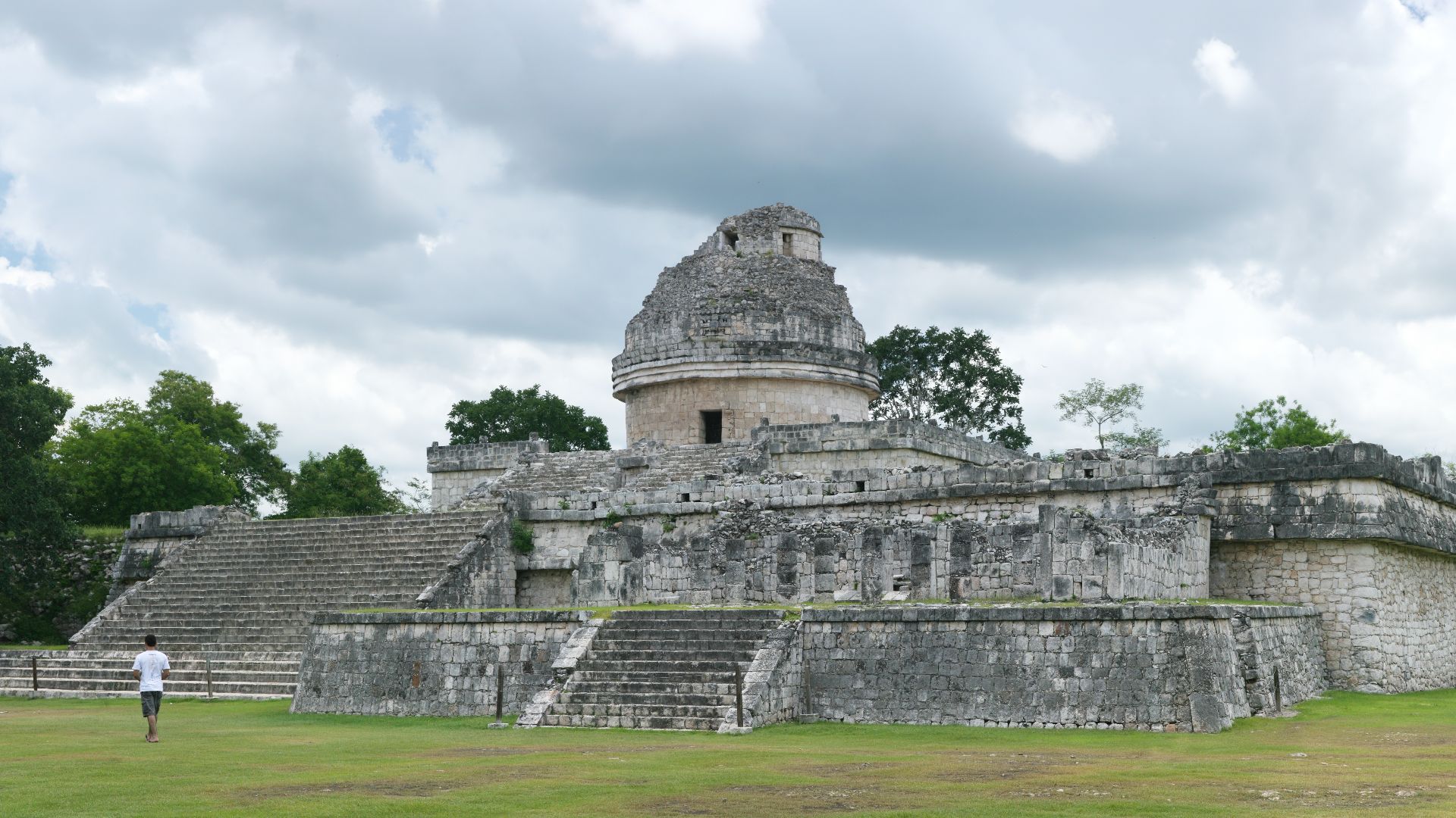 8. Chichen Itza