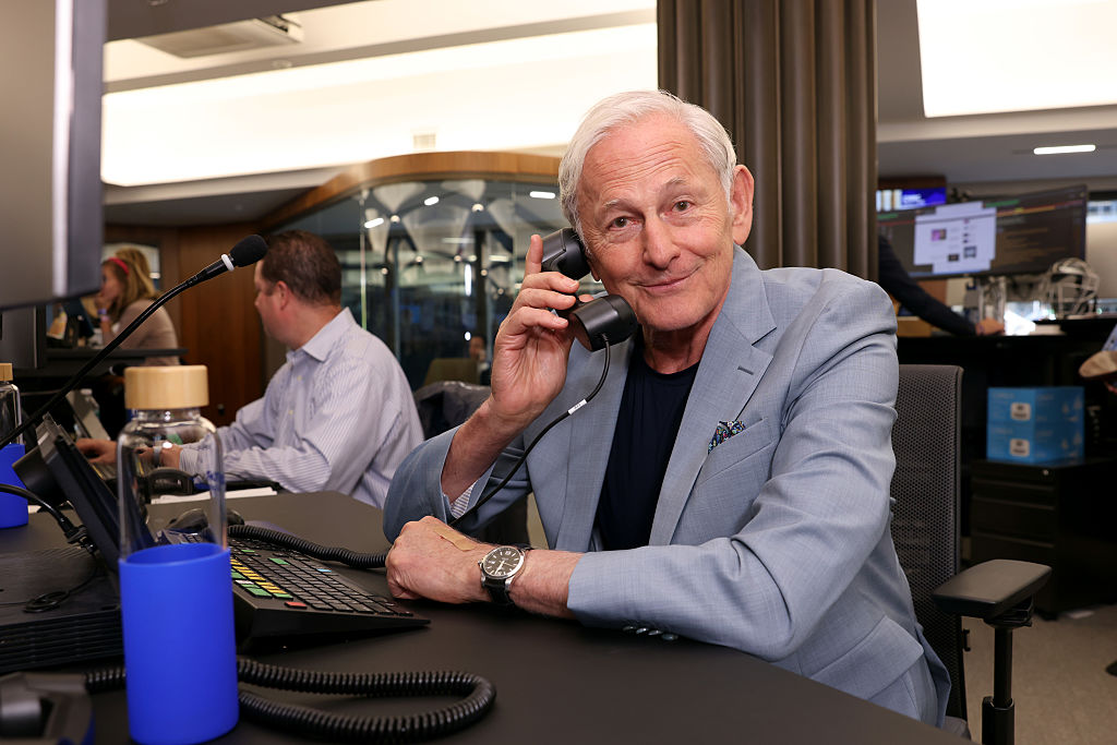Victor Garber