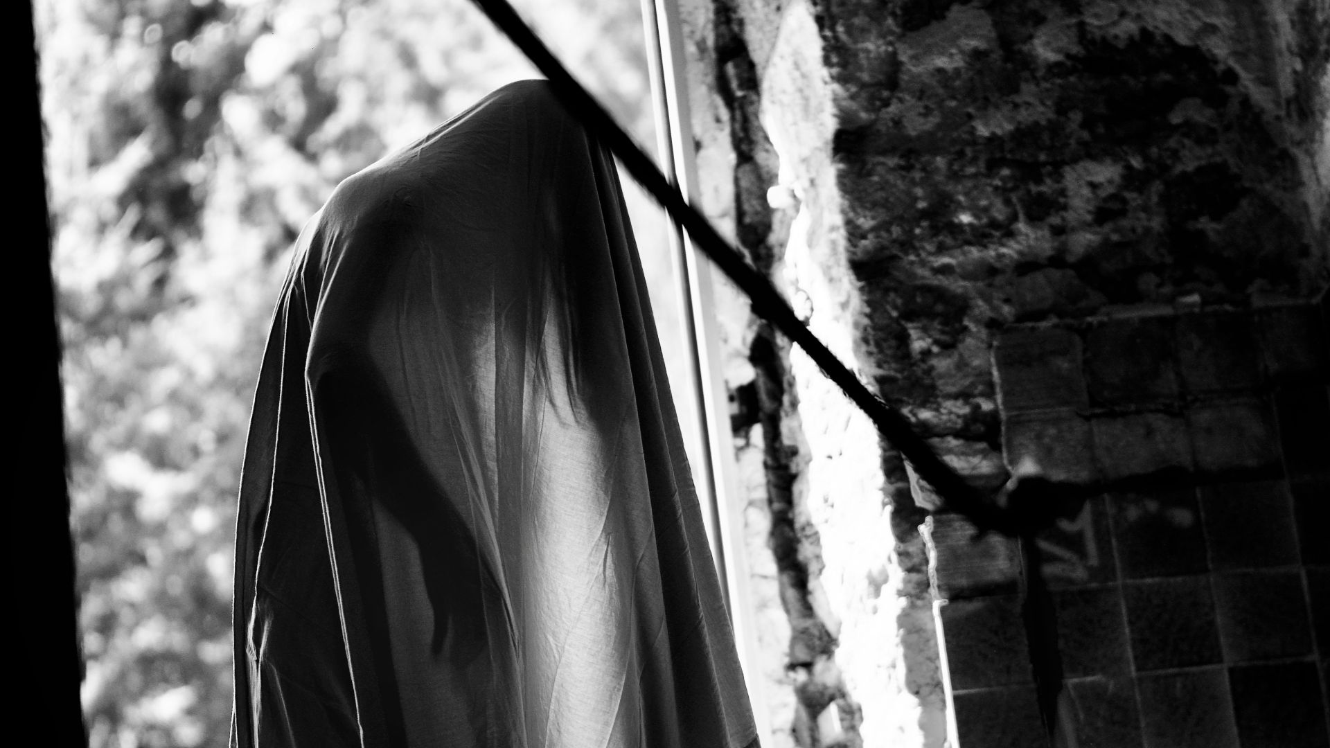 19. Femme en noir