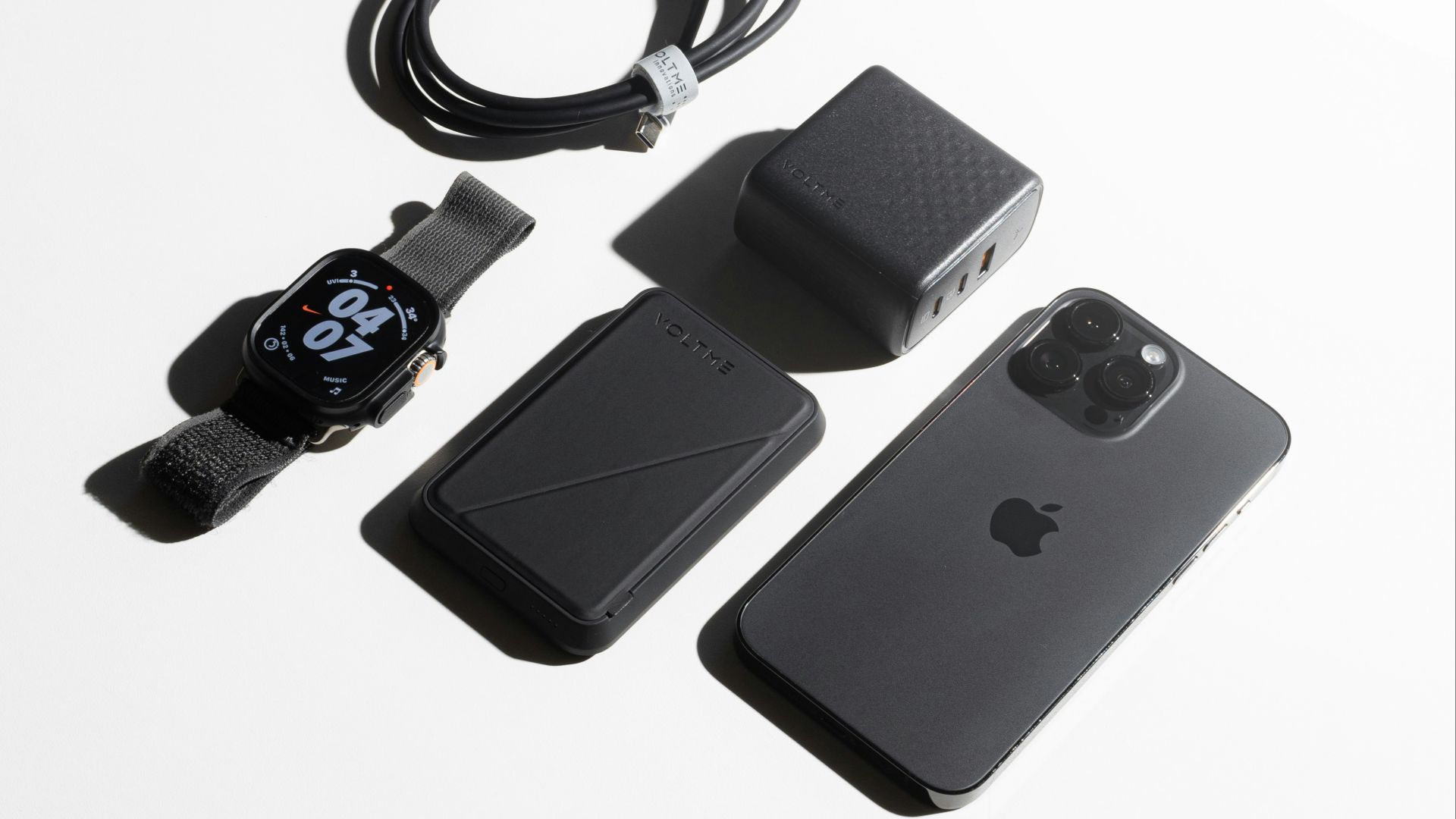10 accessoires indispensables et 10 accessoires inutiles pour votre téléphone