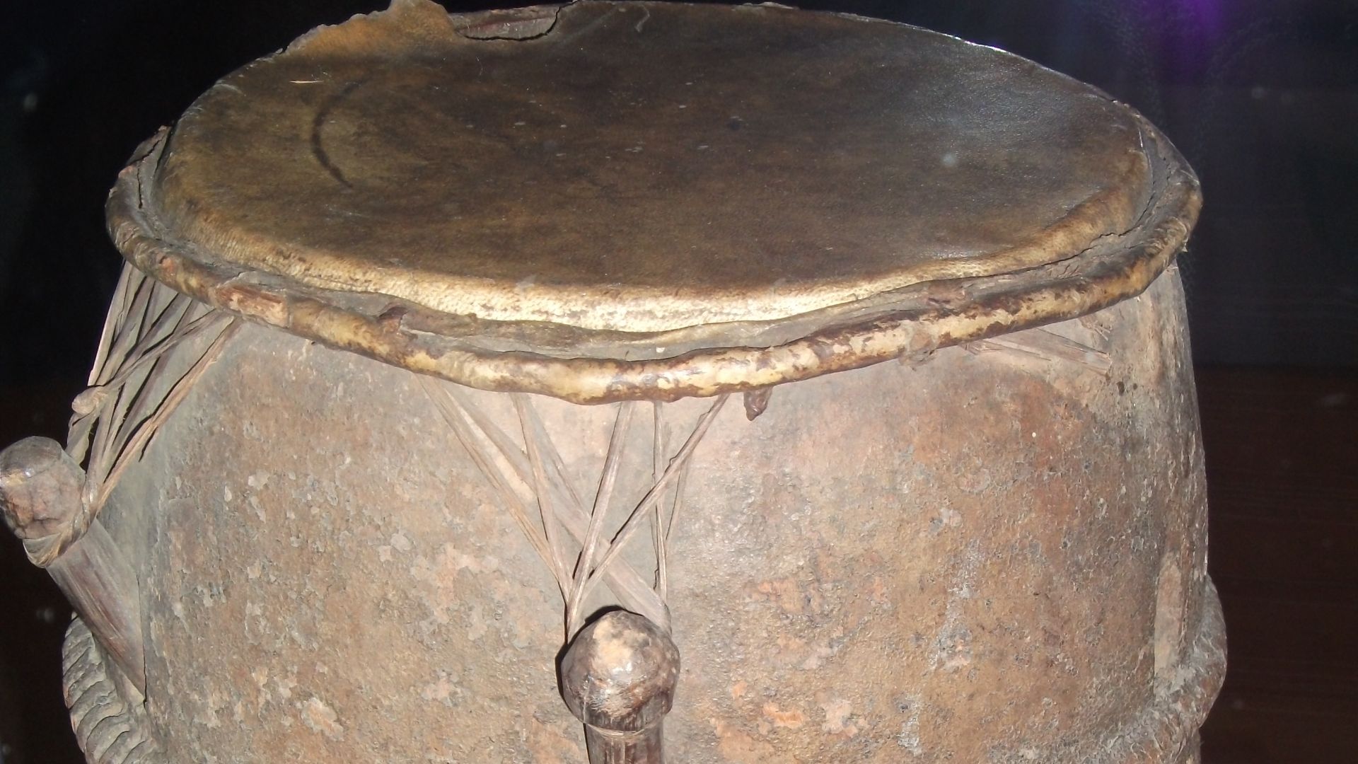 10. Tambour Akan