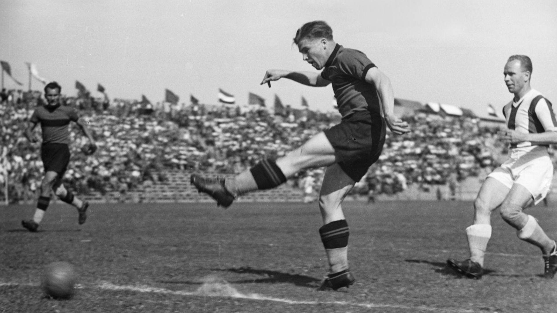 15. Ferenc Puskás