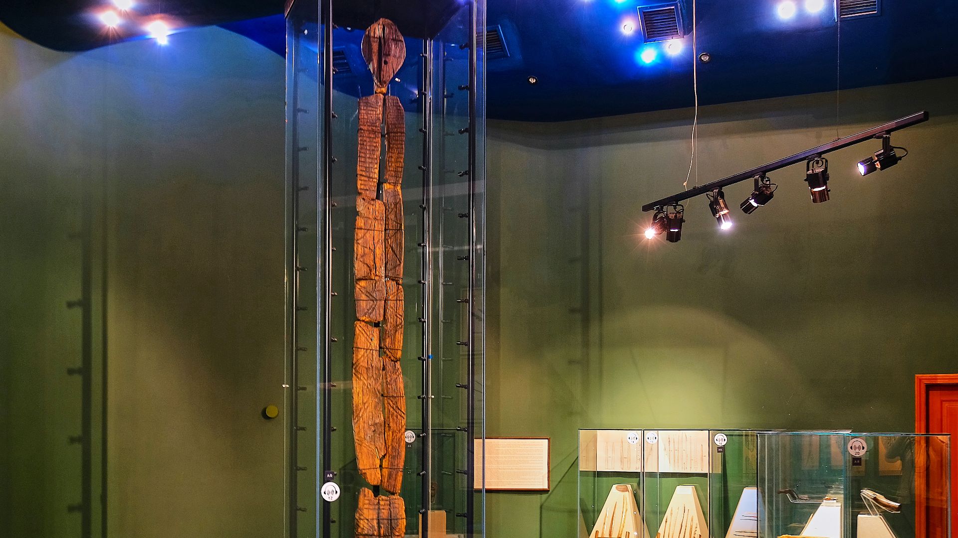 6. Shigir Idol
