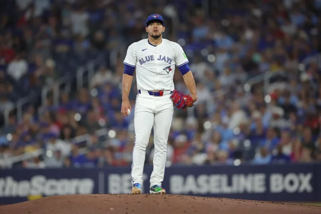 Jose Berrios heads to the Blue Jays’ bullpen