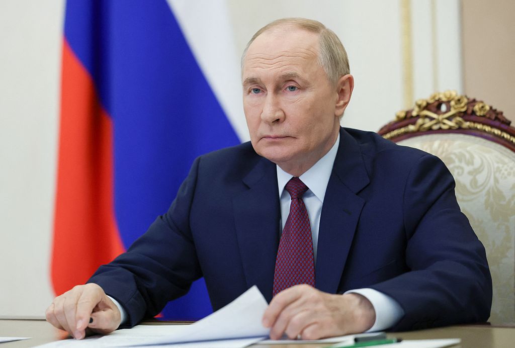 Une vague de soupçons contre le Kremlin