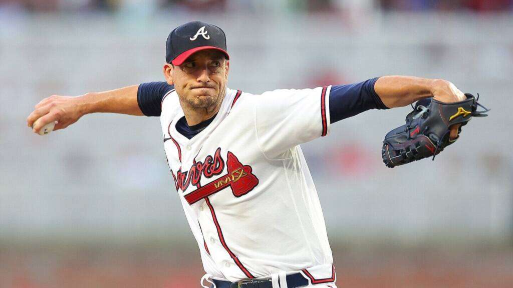 Charlie Morton is back with the Braves