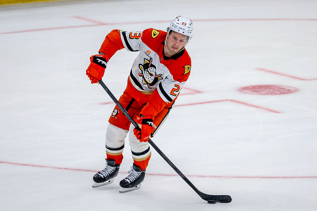 The gap between Mason McTavish and the Ducks is enormous