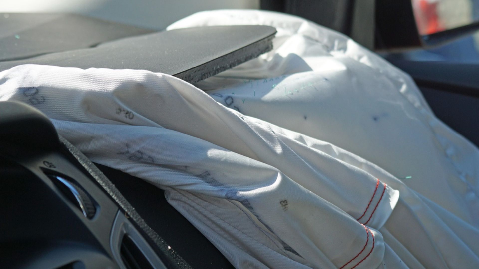 4. Risques liés au déploiement des airbags