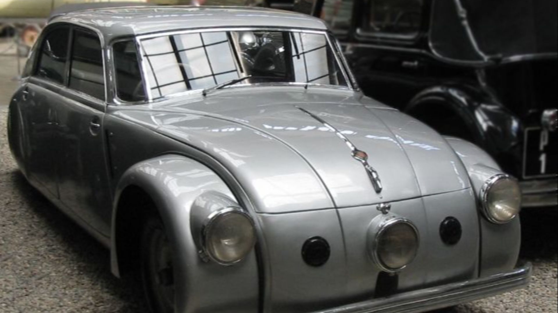 10. Tatra T77