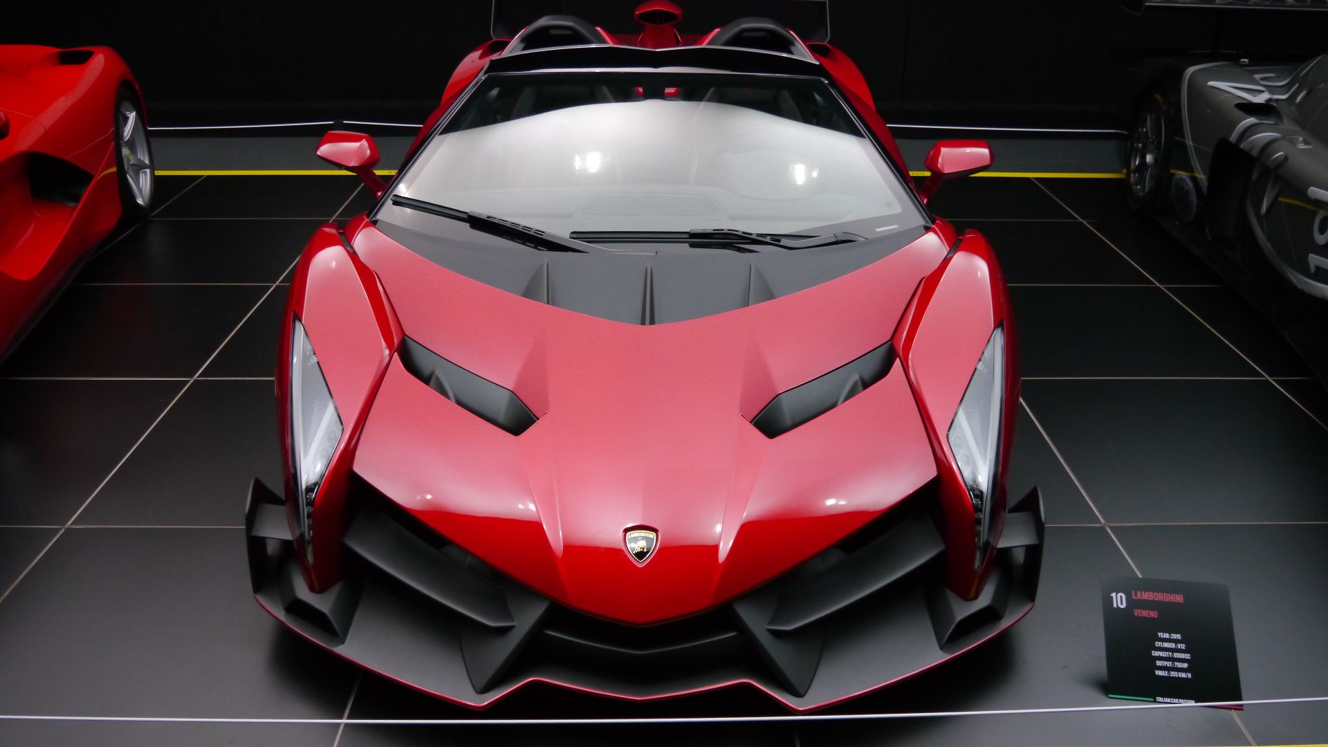1. Lamborghini Veneno