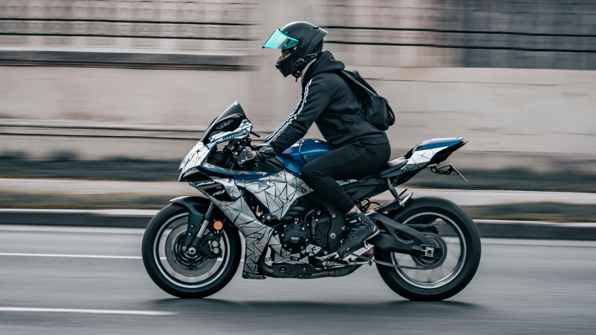 5. Rouler avec des pneus usés