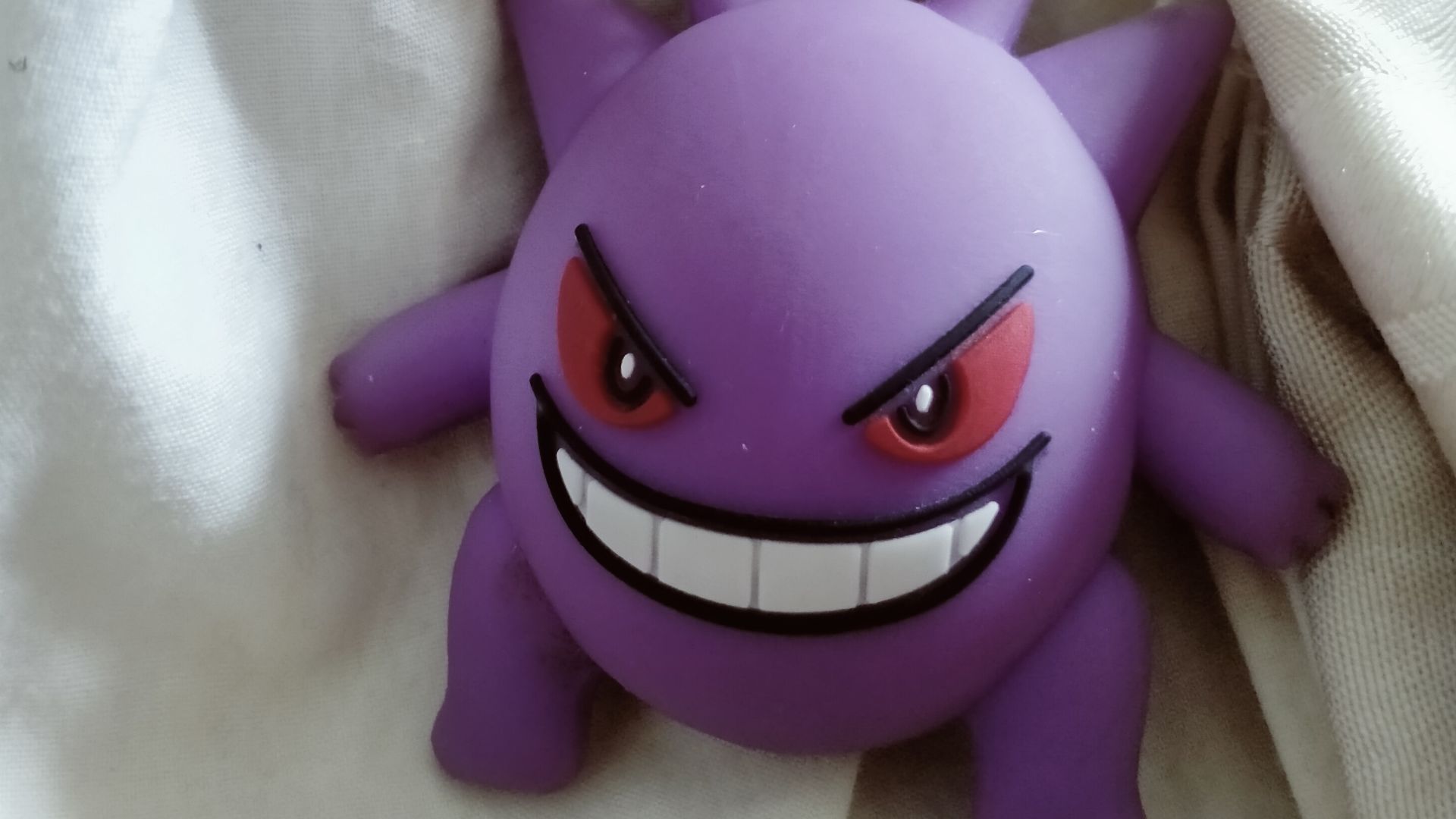 9. Gengar