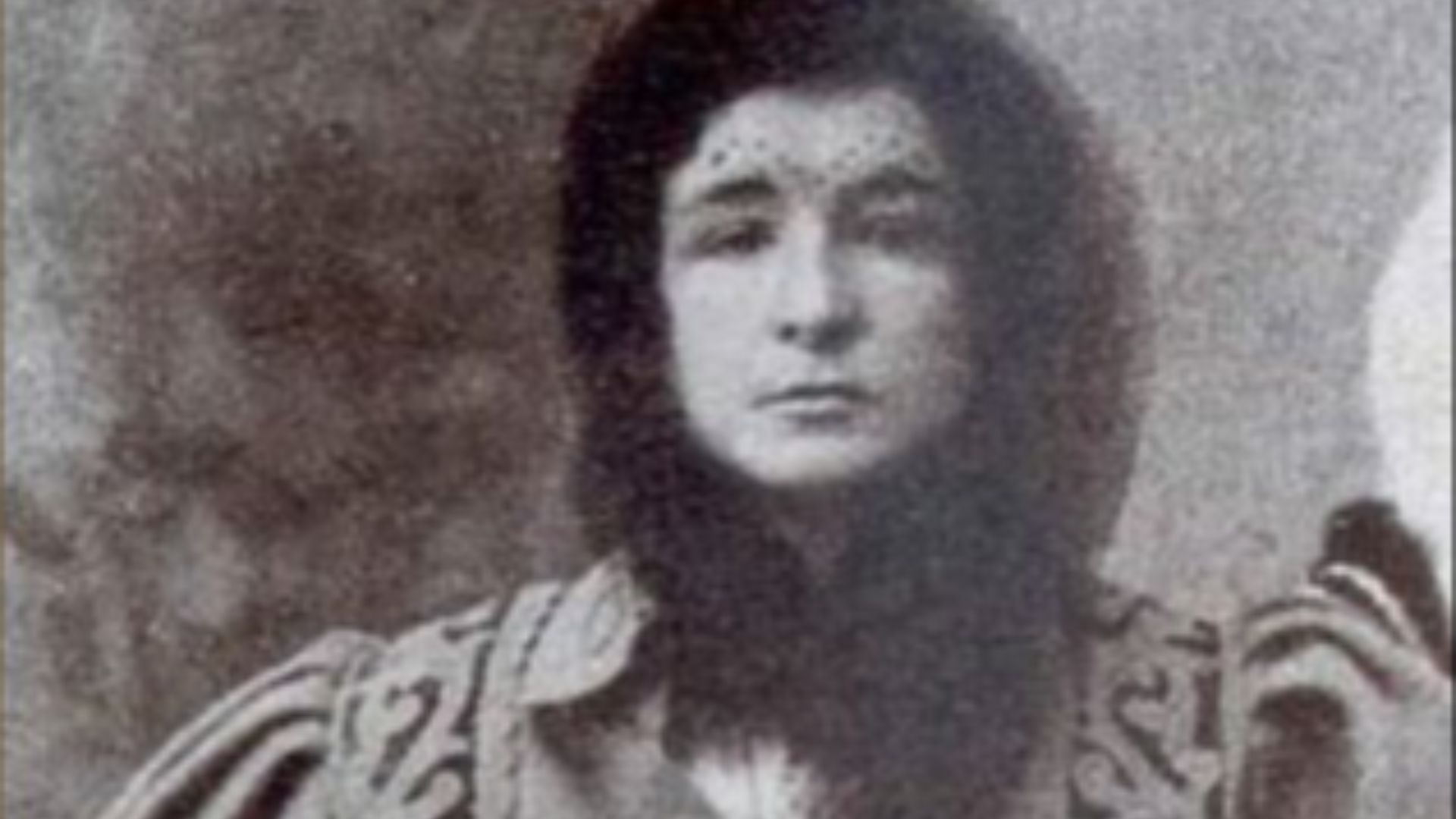 17. Enriqueta Martí