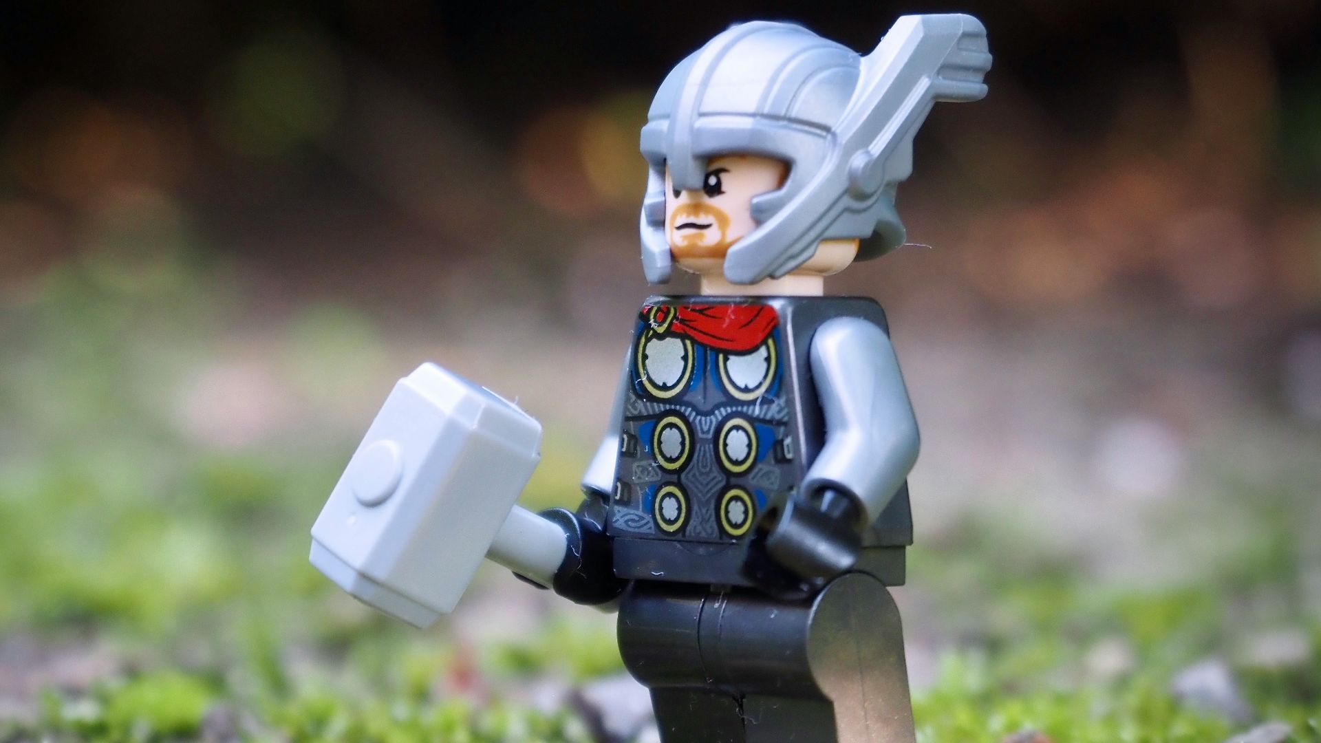 5. LEGO Marvel Superheroes