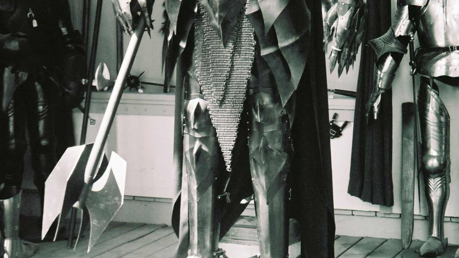 10. La masse de Sauron