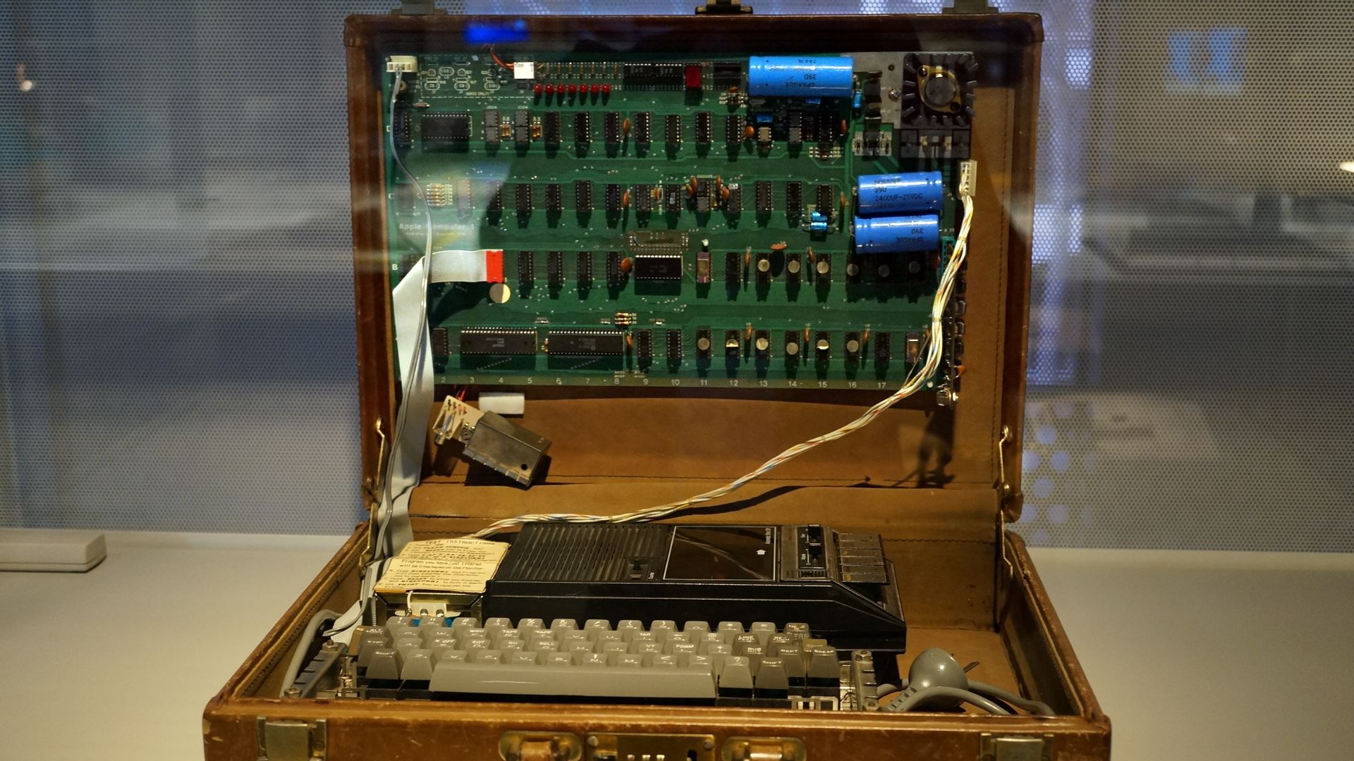 5. Ordinateur Apple-1