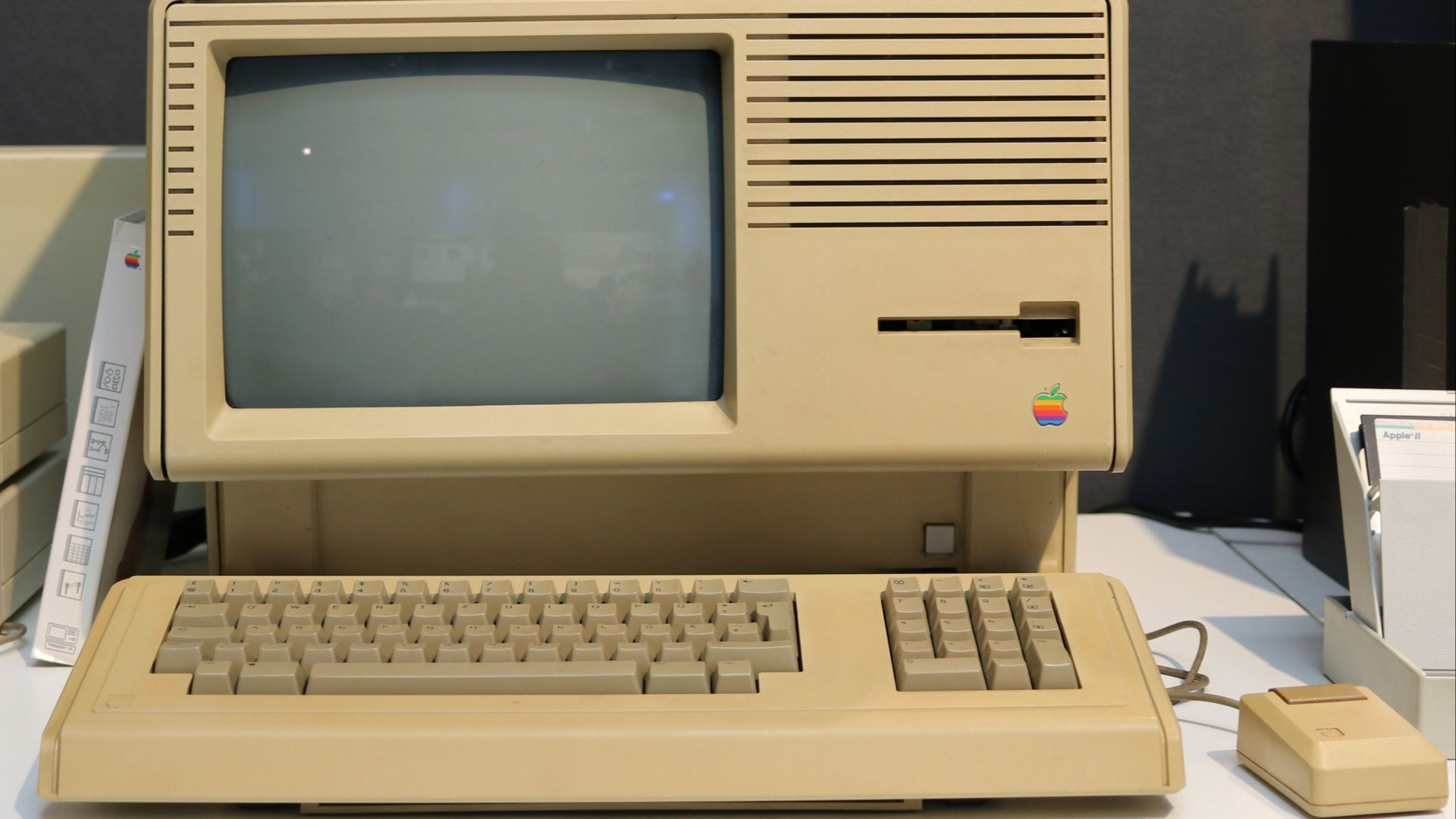 15. Apple Lisa