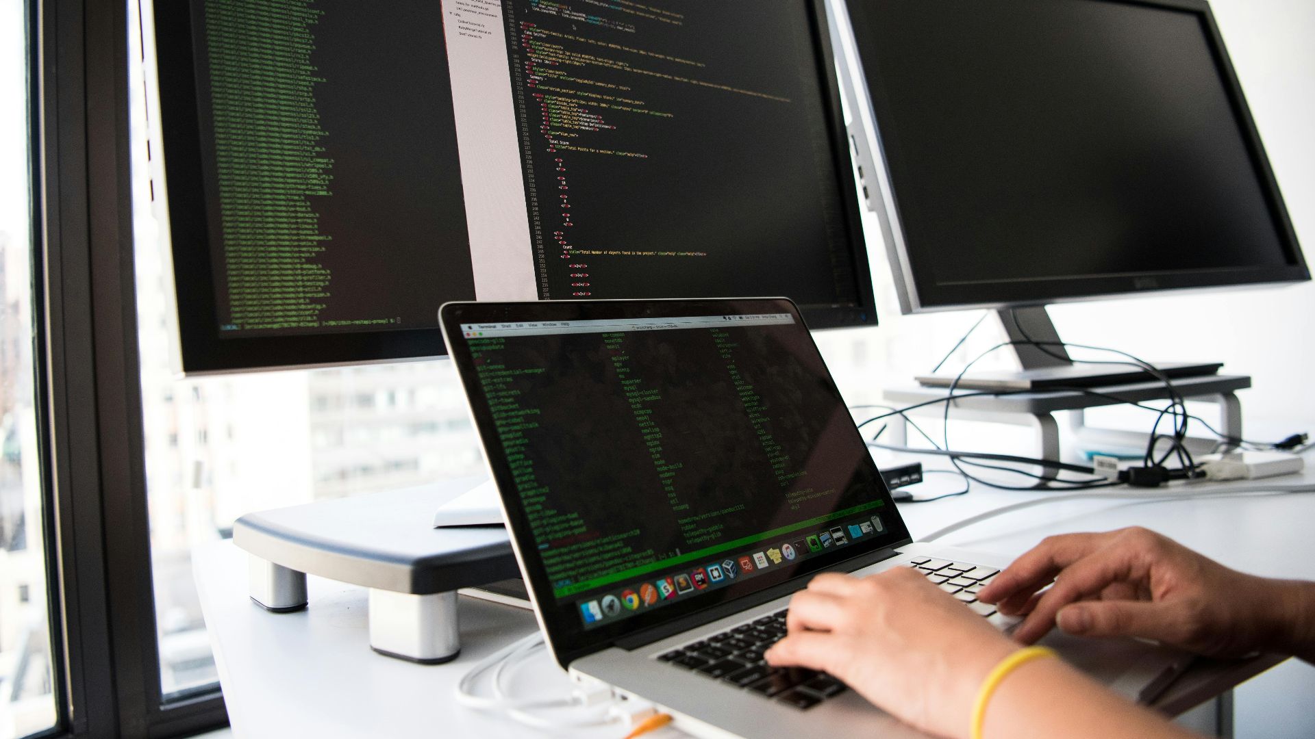 3. Développeur de logiciels junior