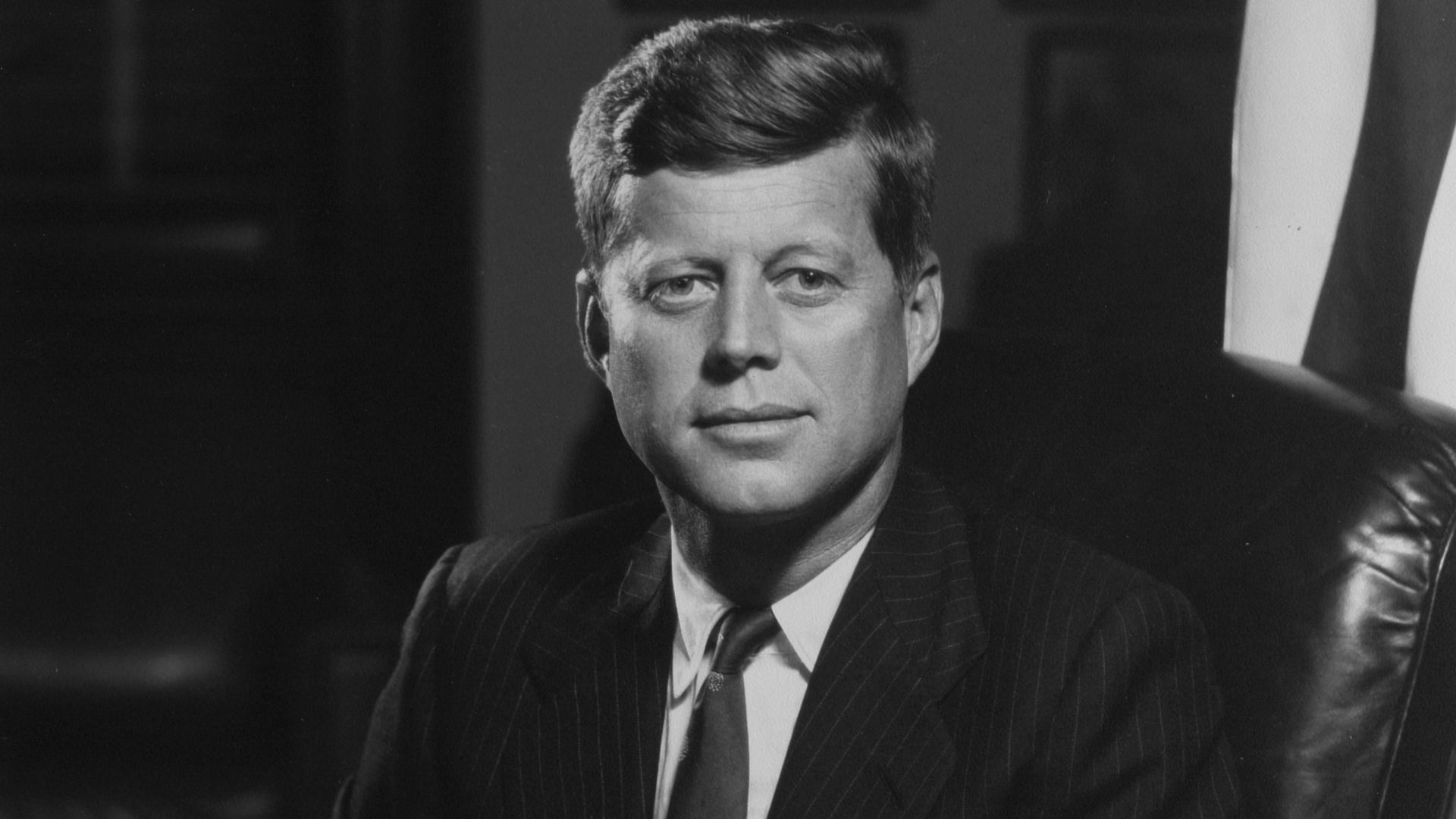 4. "L'humanité doit mettre fin à la guerre, ou la guerre mettra fin à l'humanité (John F. Kennedy)