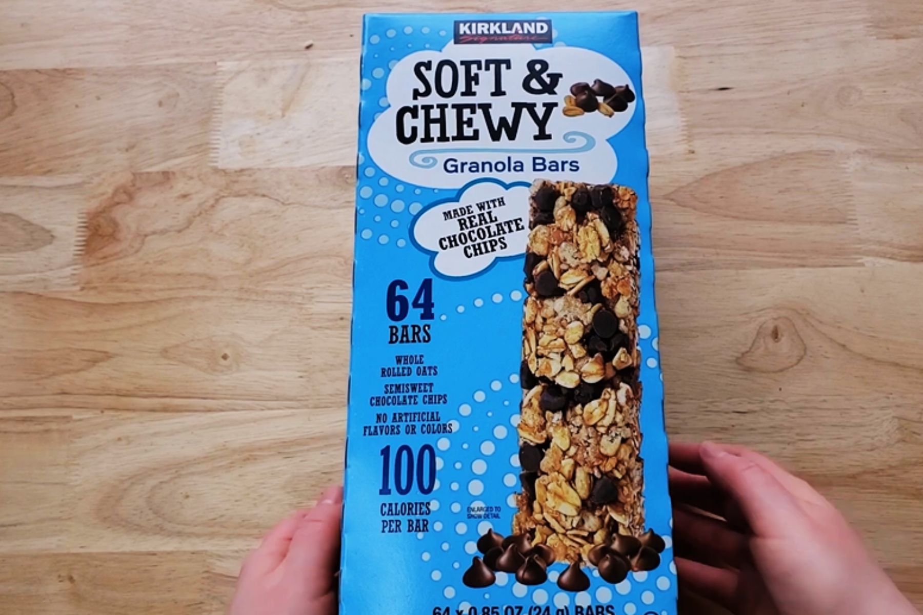 Barres de granola ~ 11,99 $ les 64 pièces