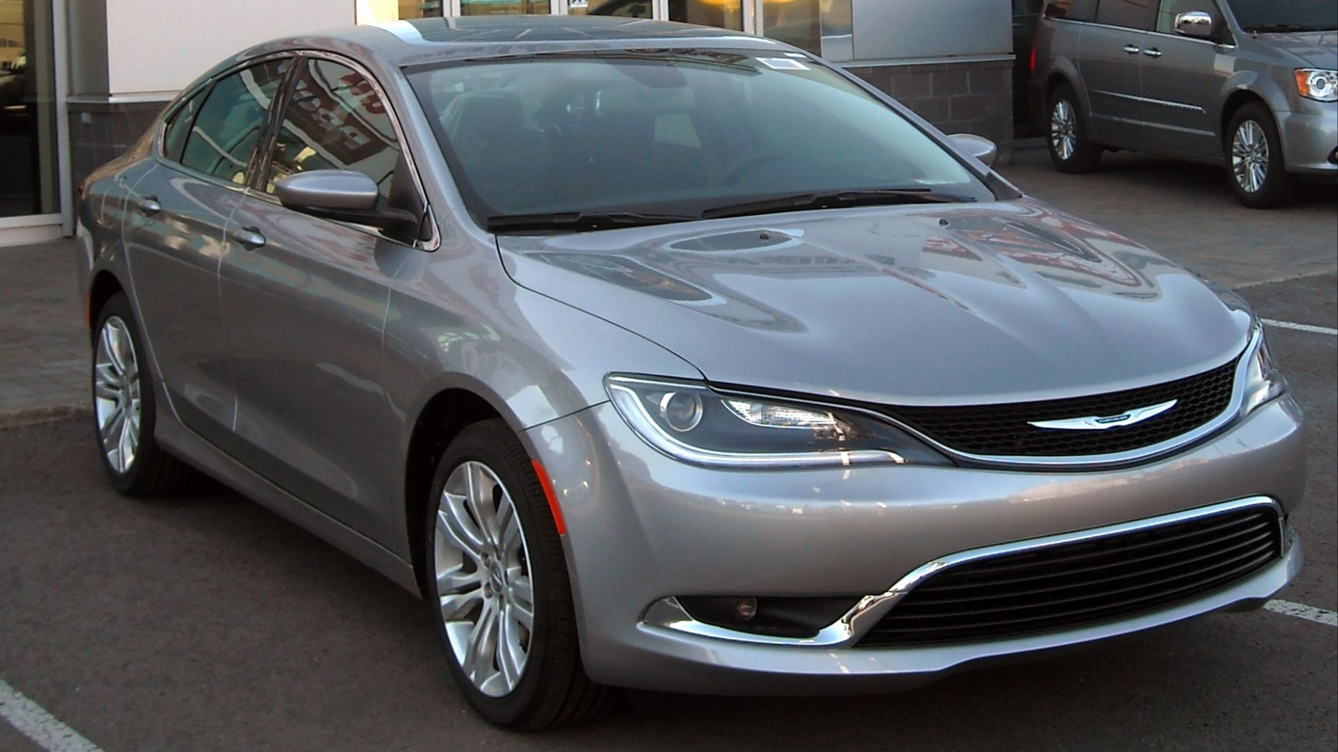 6. Chrysler 200 (2015)