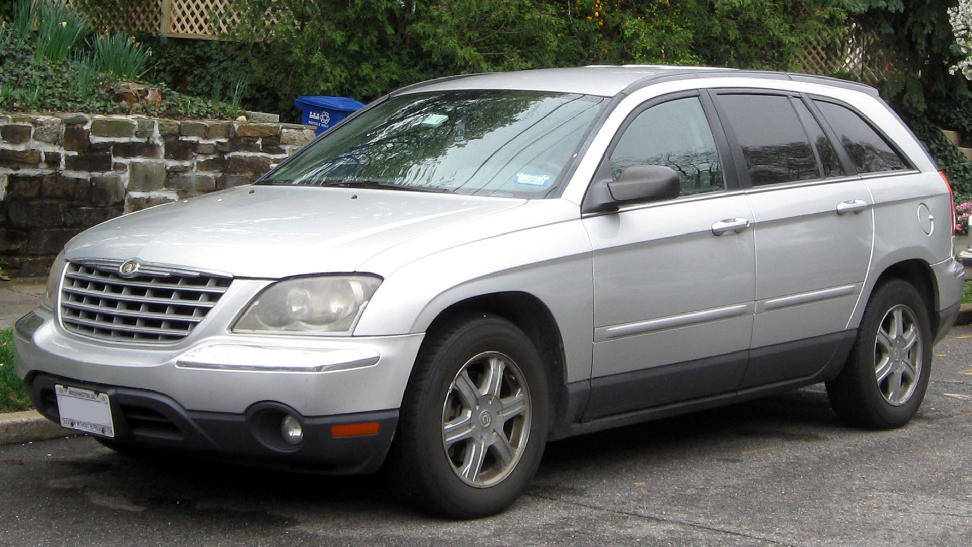 7. Chrysler Pacifica SUV (2004)