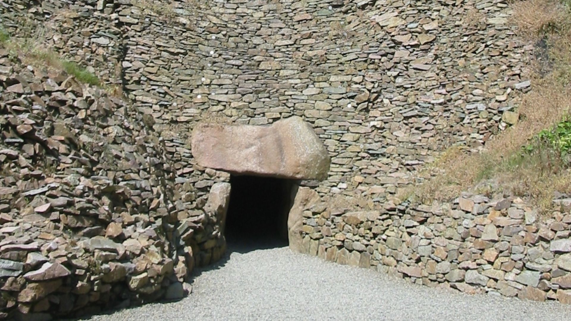 12. La Hougue Bie, Jersey, Iles Anglo-Normandes