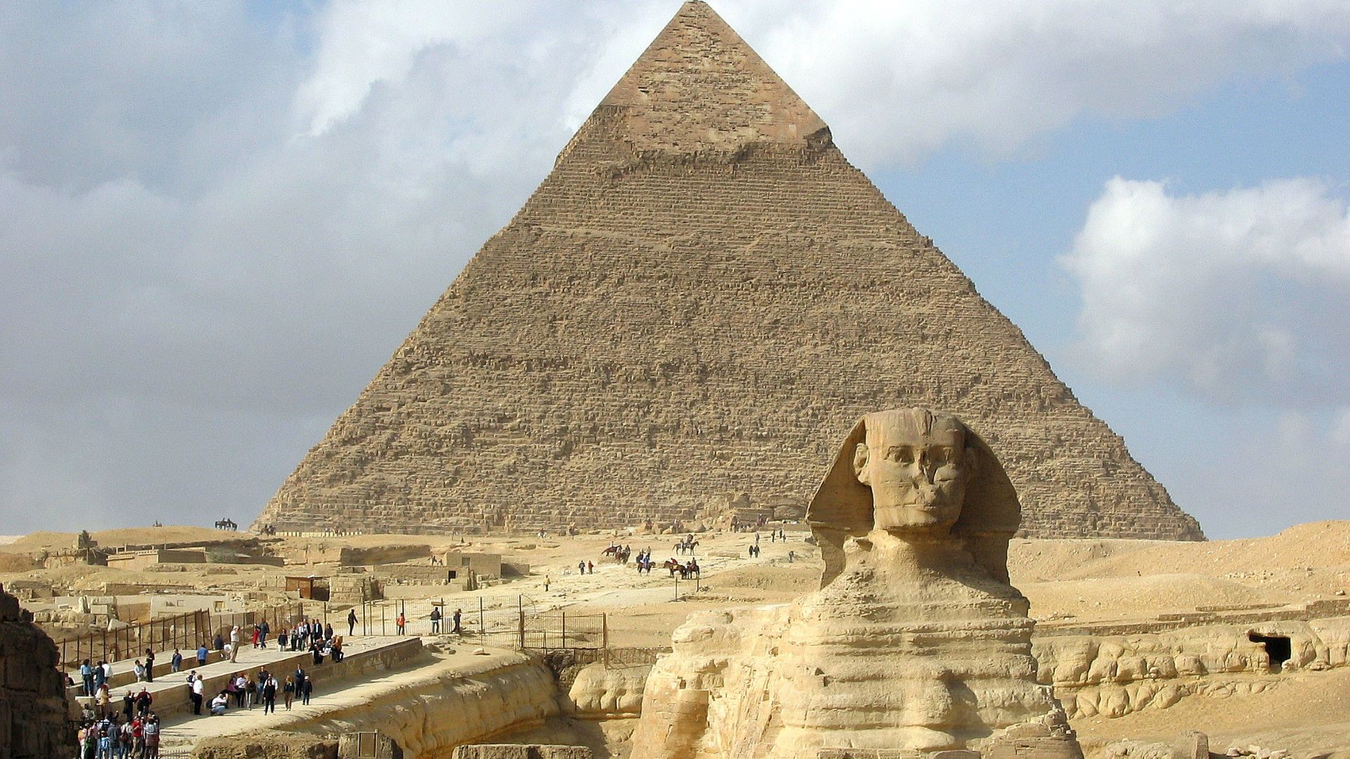 18. Pyramides de Gizeh, Égypte