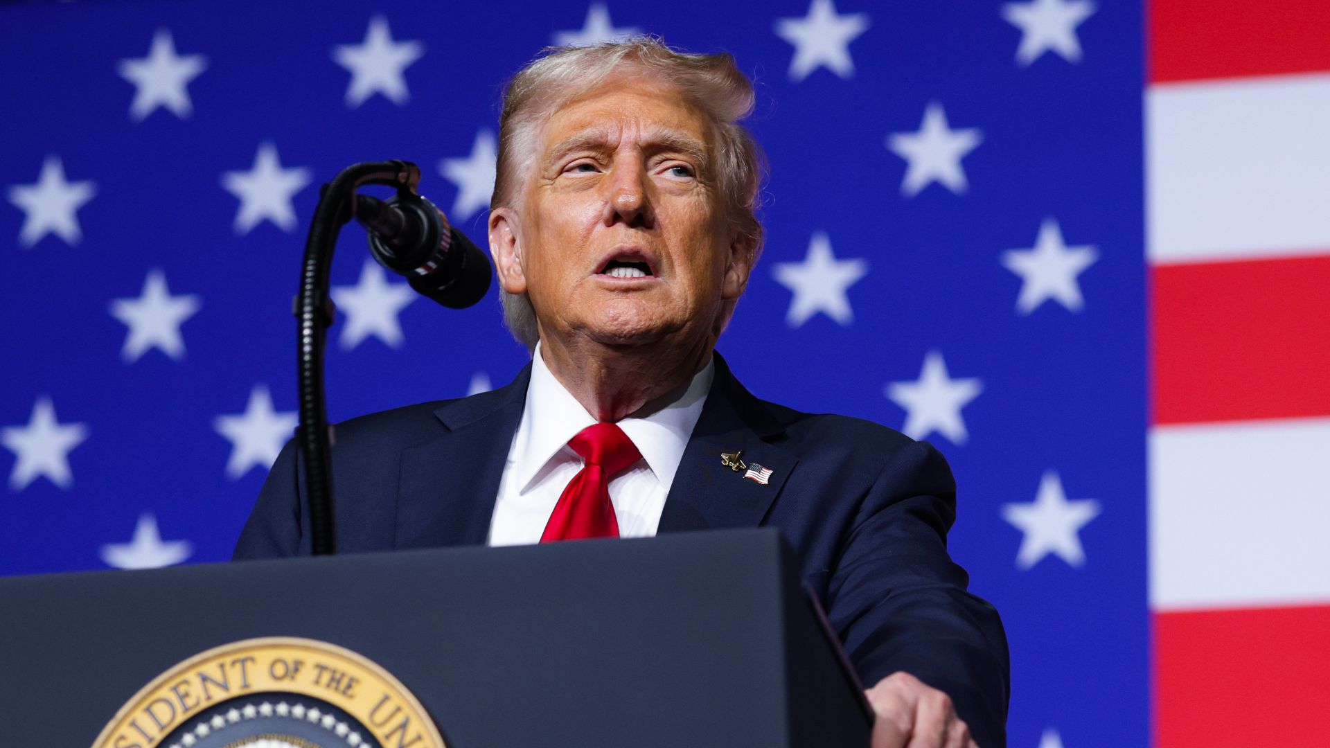 Trump warned about dissent