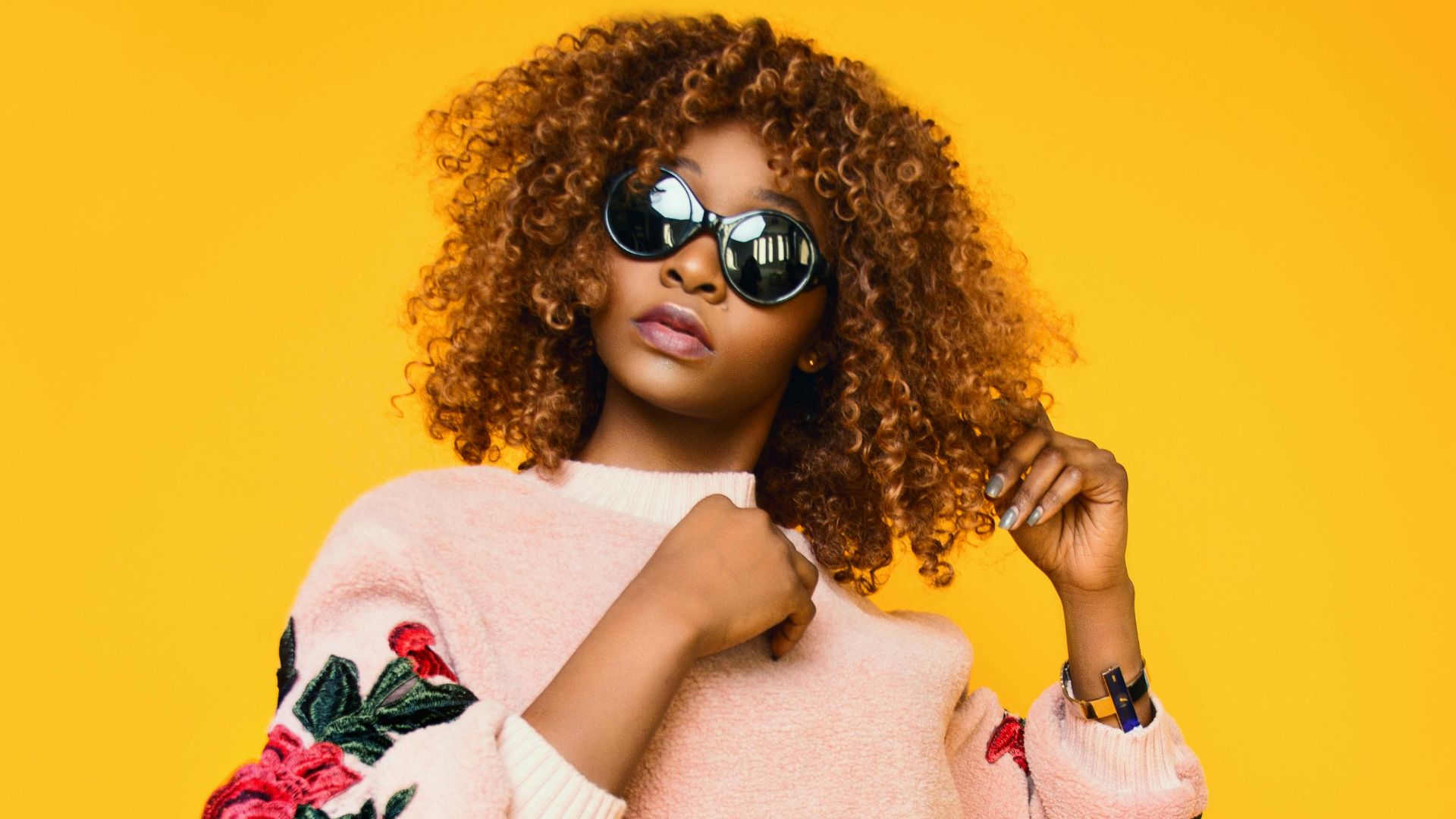 Luxe discret : 20 façons d’habiller des looks simples