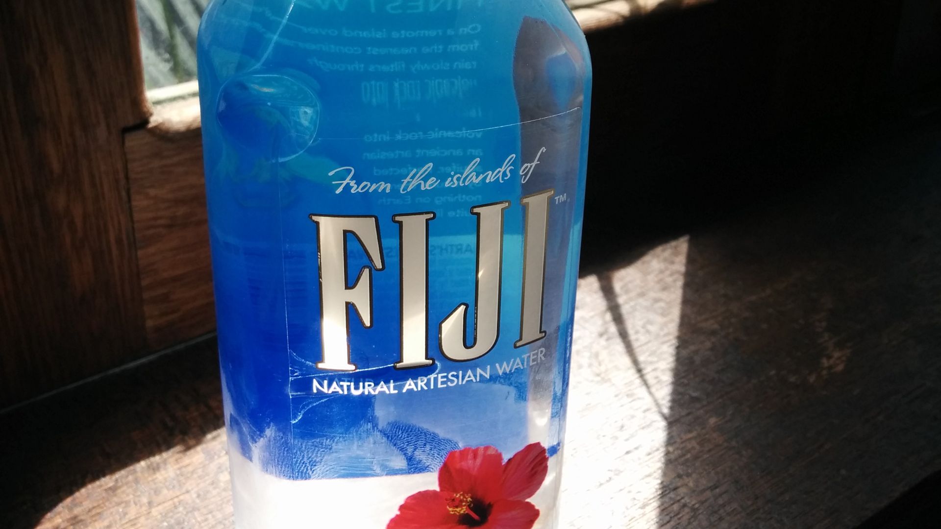8. Eau de Fidji
