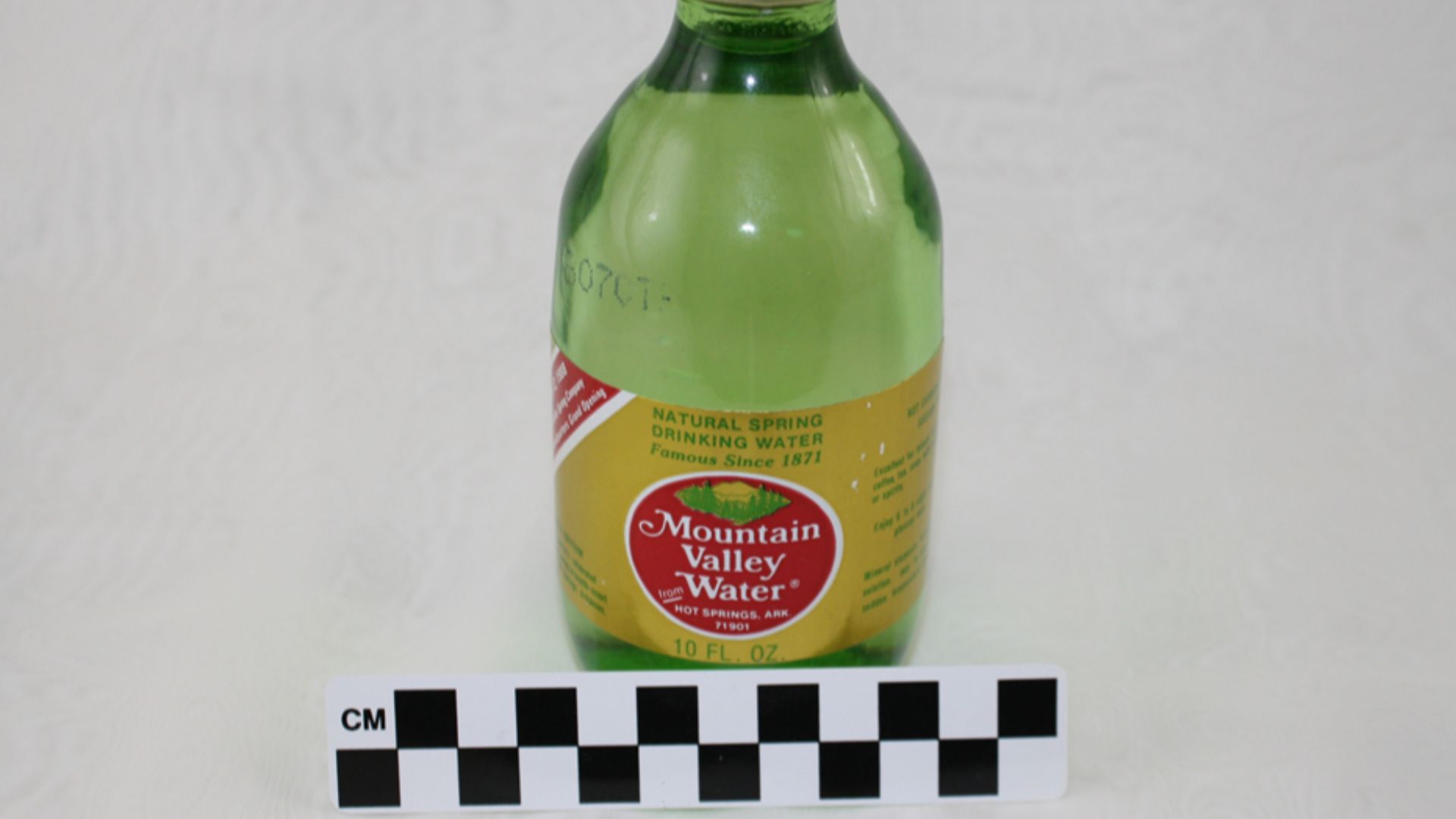 1. Eau de source Mountain Valley