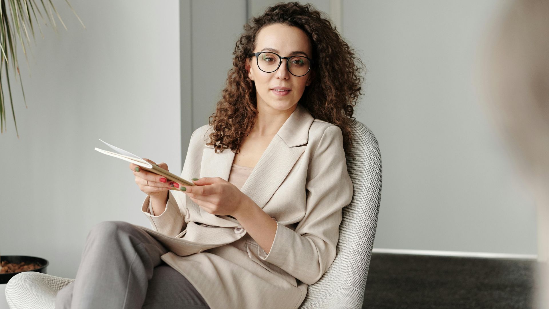 10 signes que votre garde-robe est devenue trop grande et 10 façons de la rafraîchir sans trop dépenser