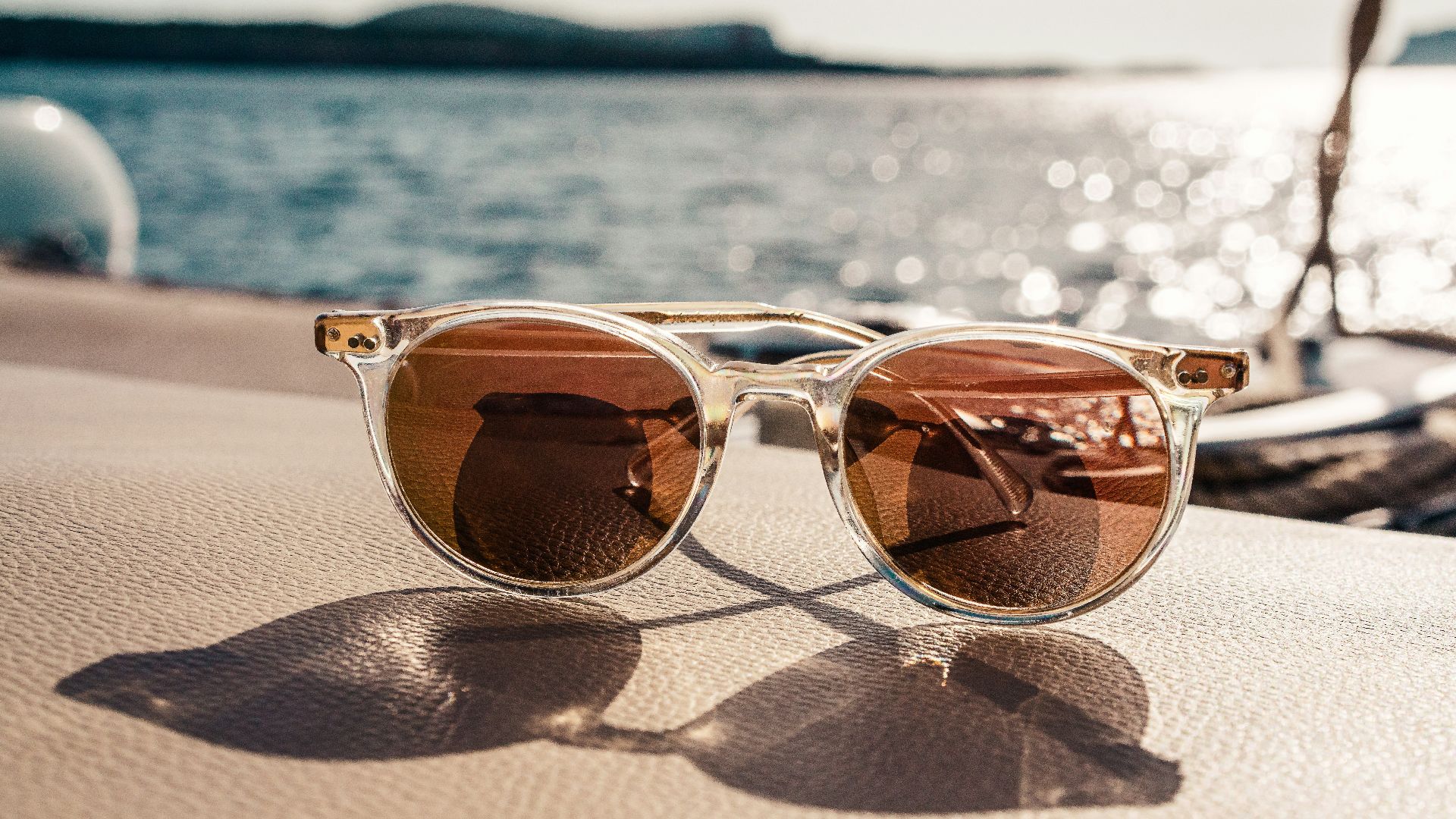 3. Lunettes de soleil