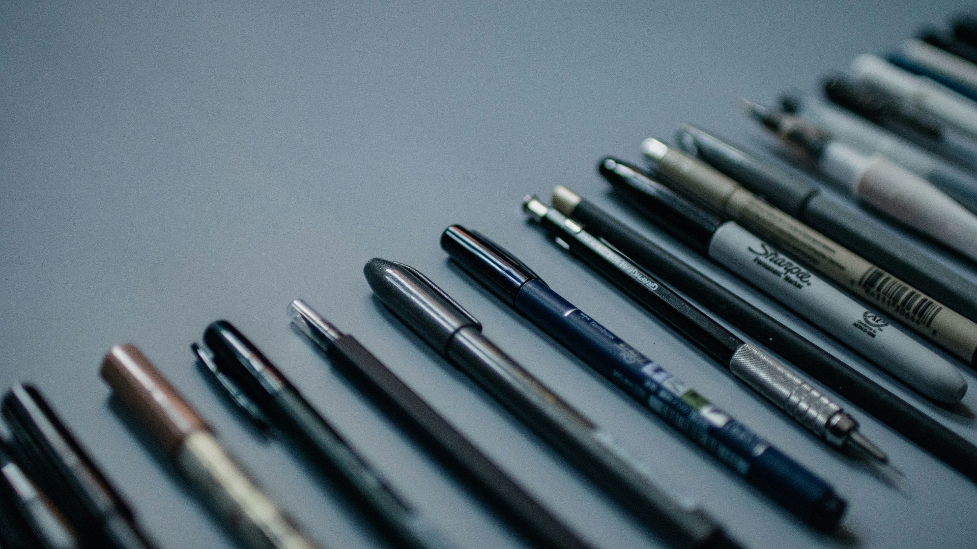 18. Stylos