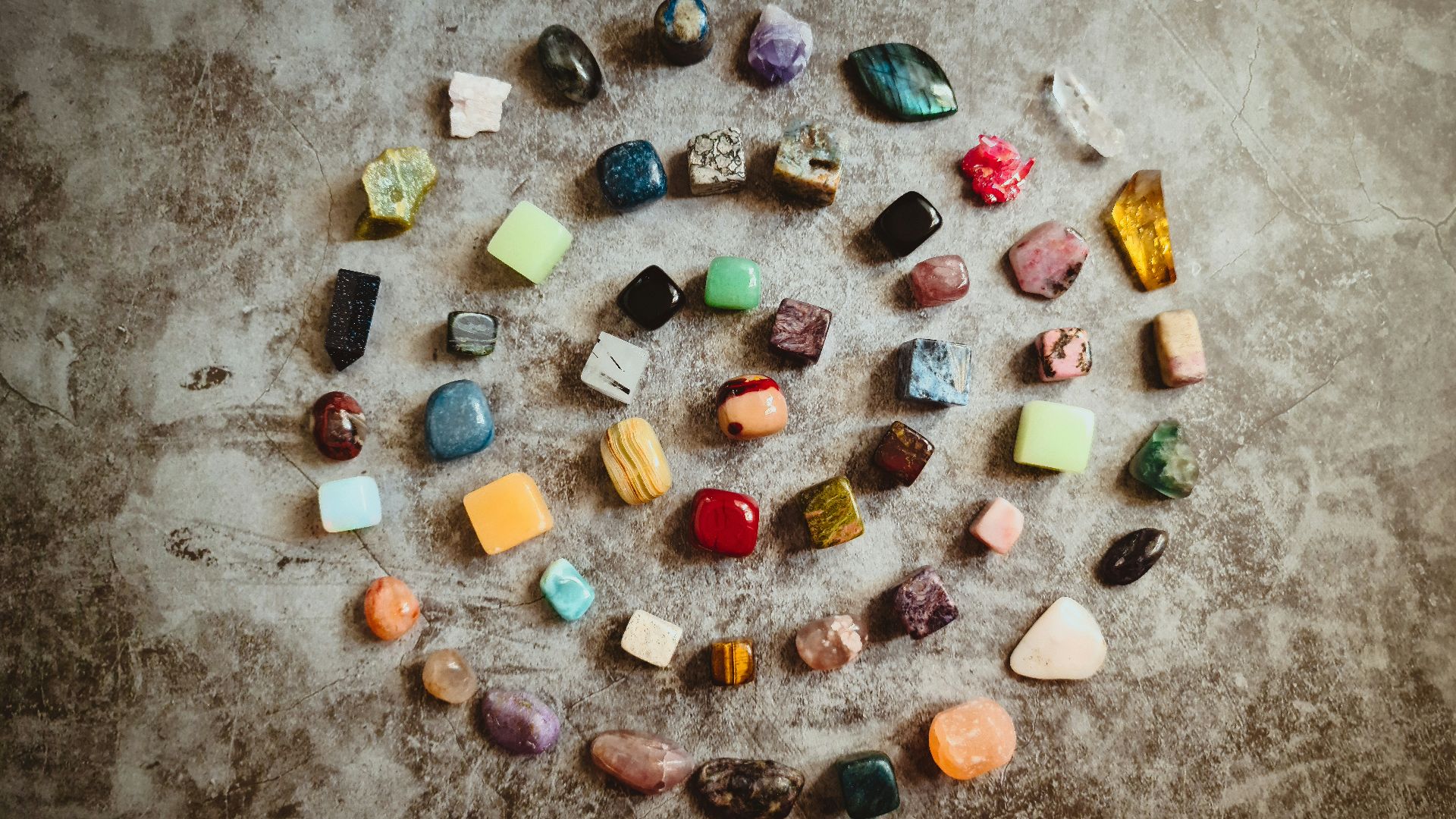 Les diamants sont les meilleurs amis des filles : 20 pierres précieuses et ce qu’elles signifient