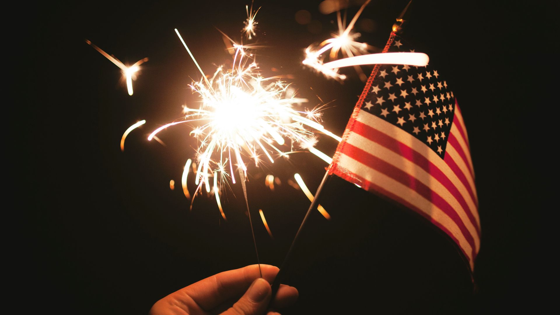 12. Regarder des feux d'artifice au même endroit