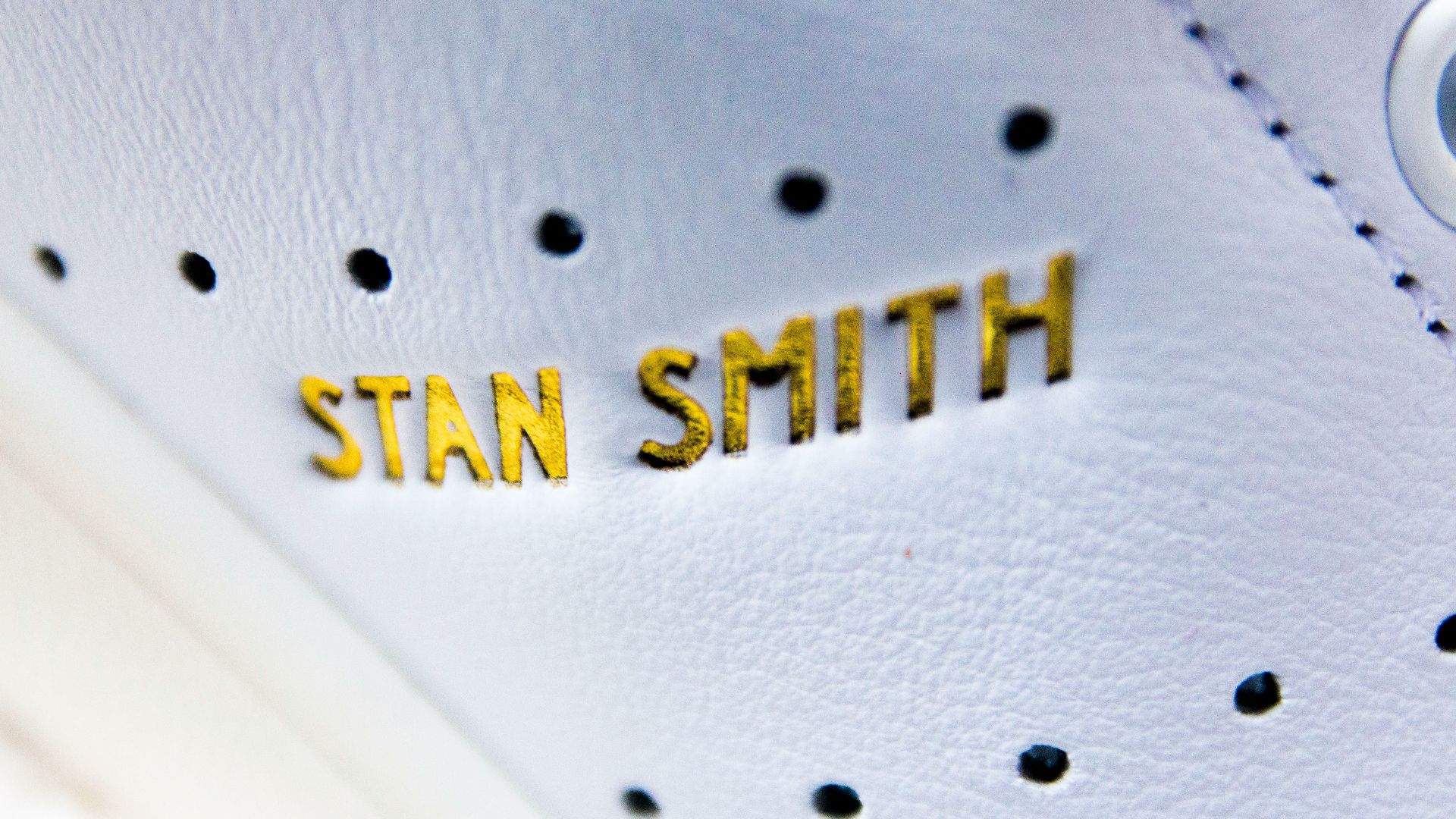 15. Adidas Stan Smiths