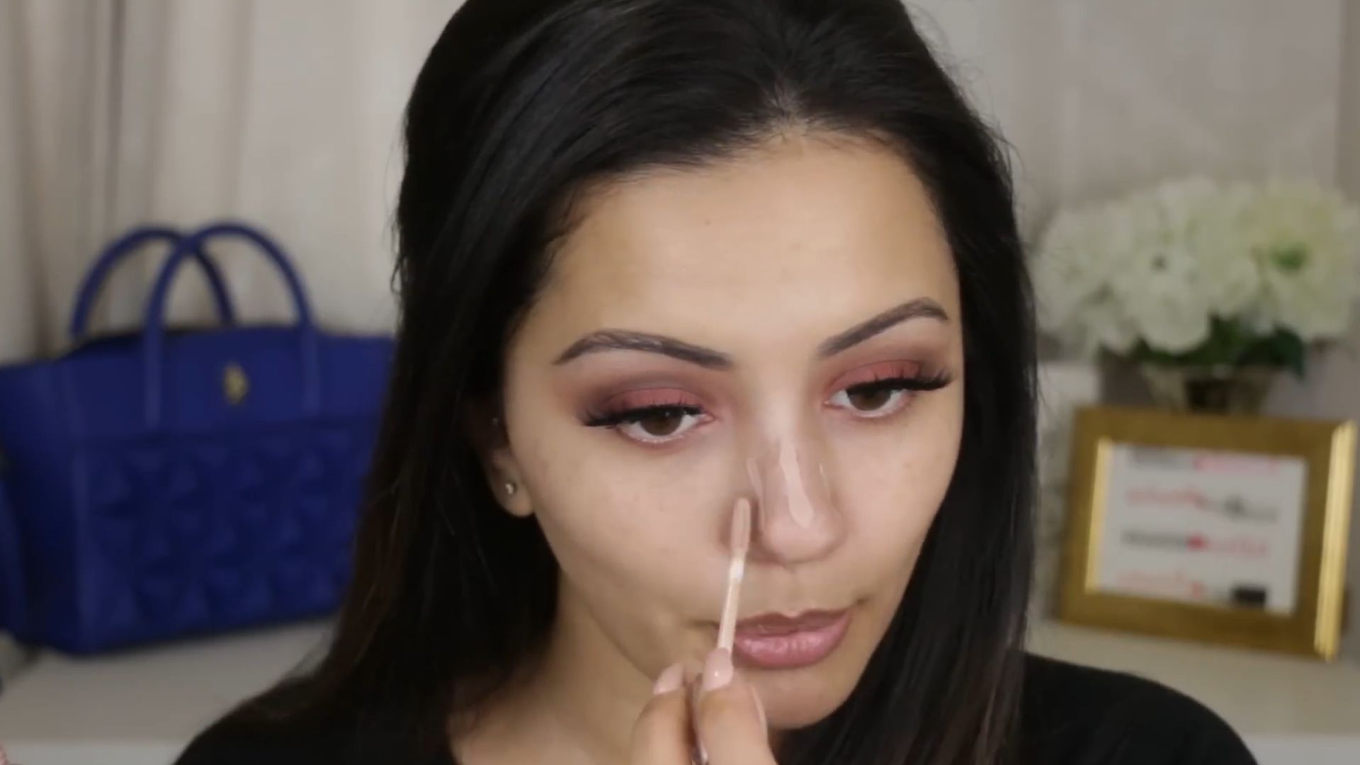 14. Ancrer le maquillage autour des principales zones d'usure