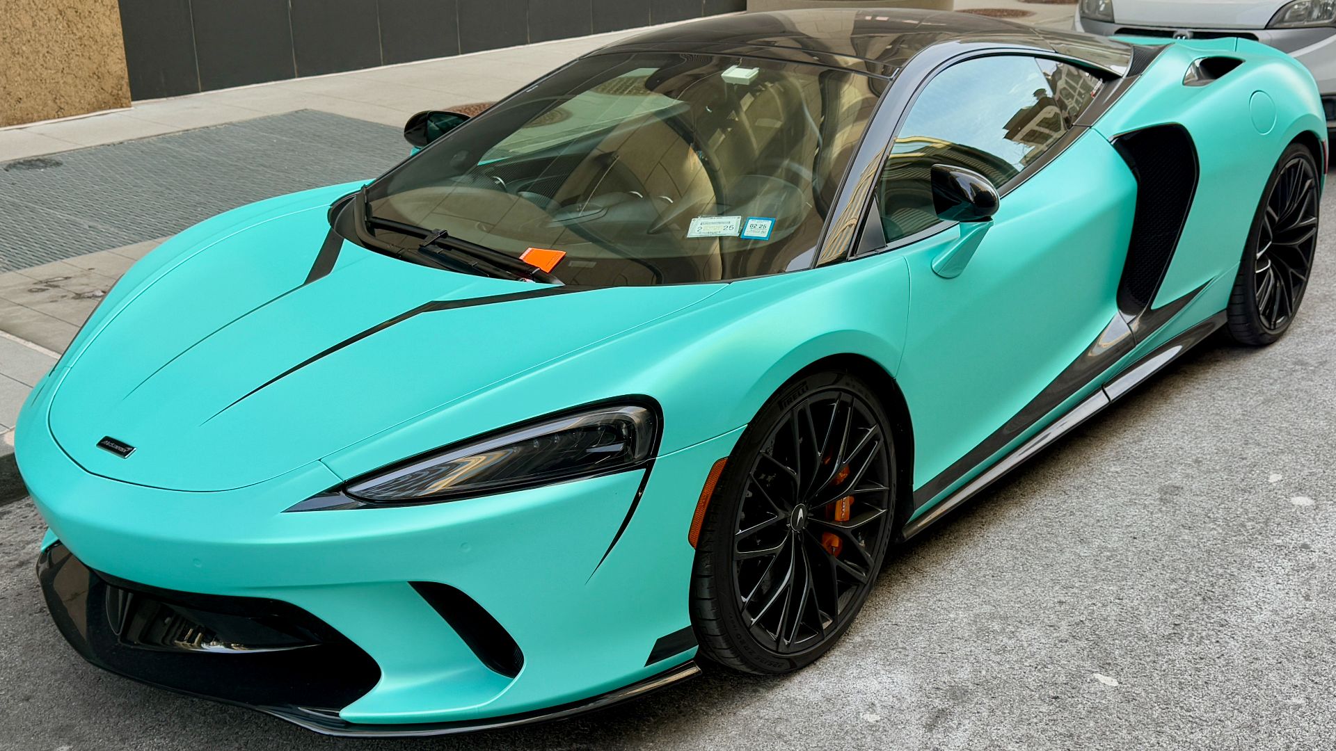 16. McLaren