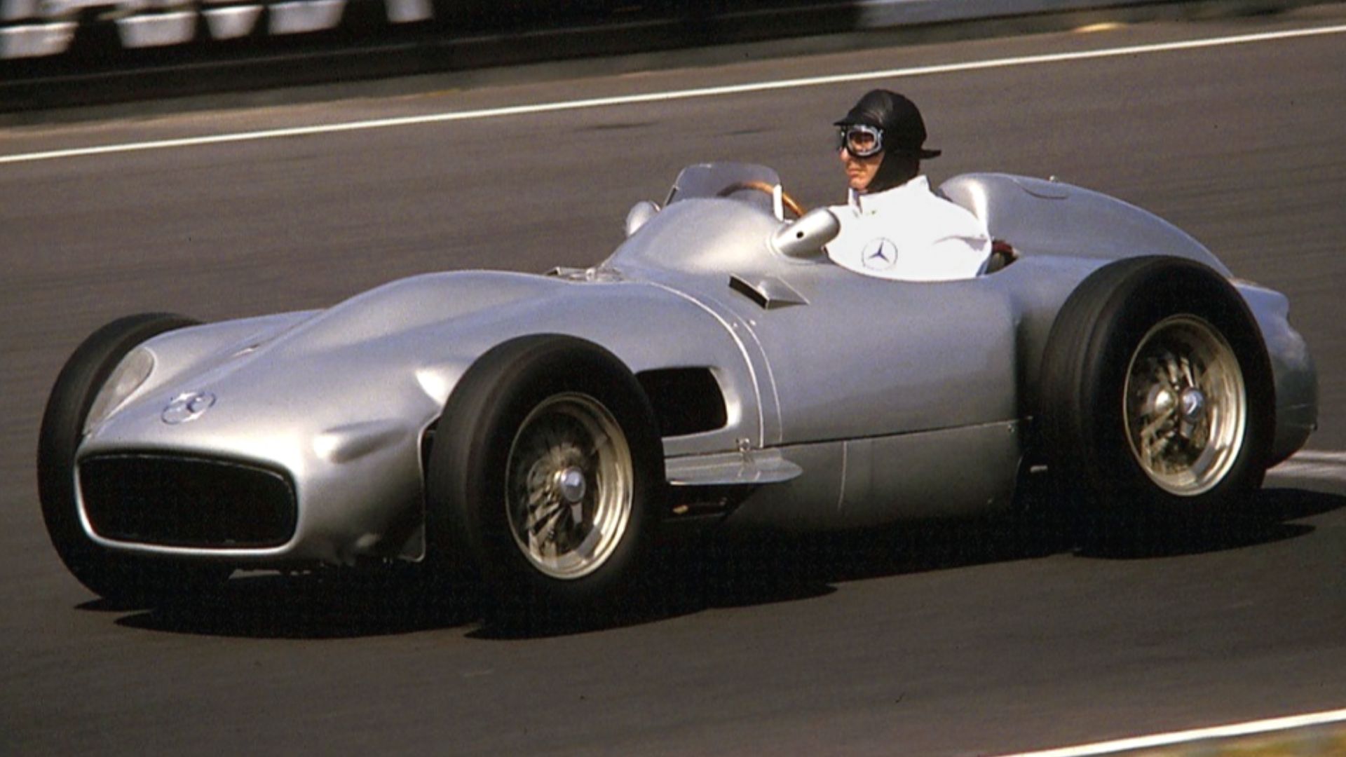 7. Juan Manuel Fangio