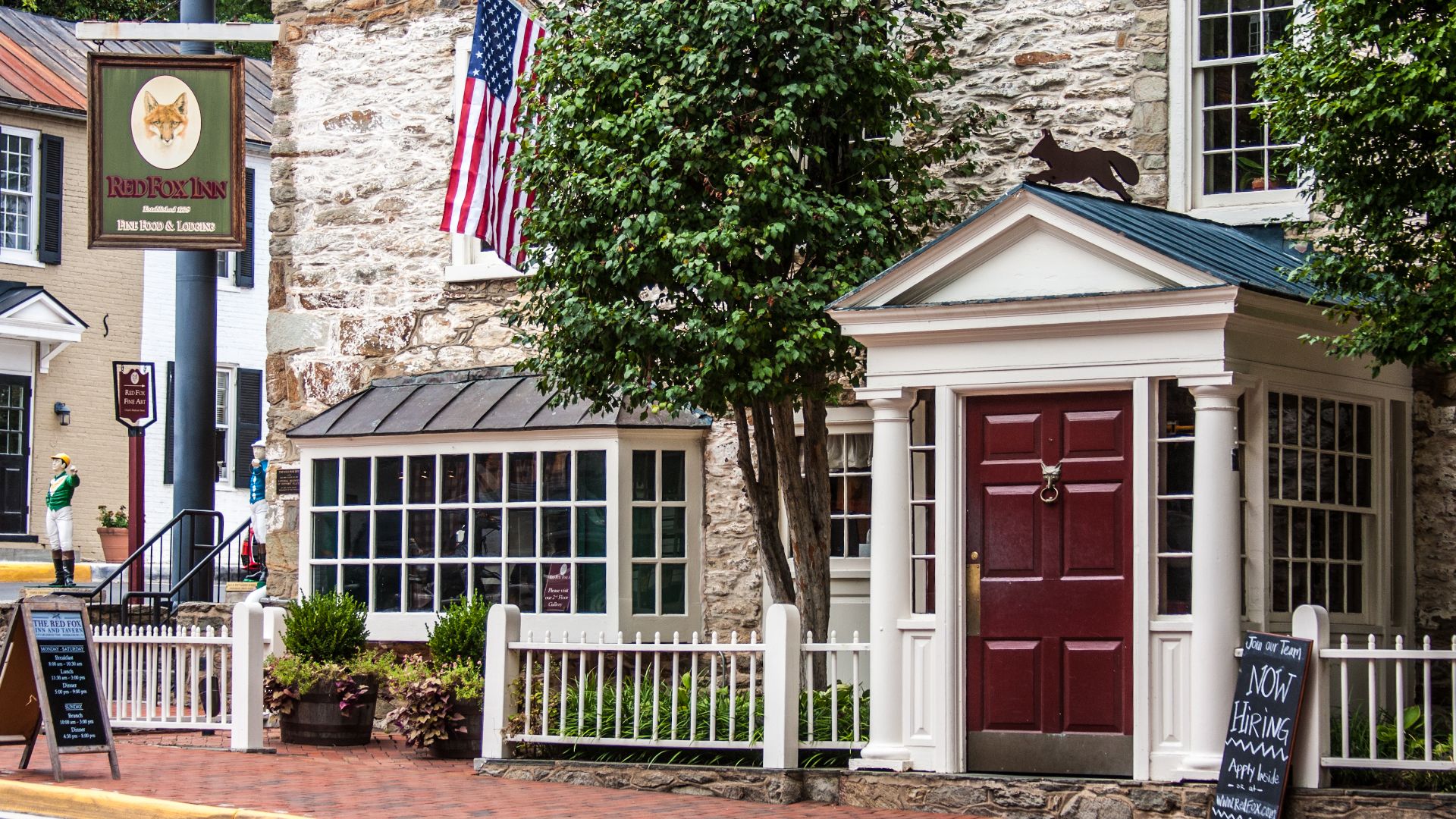 6. Red Fox Inn & Tavern (1728)