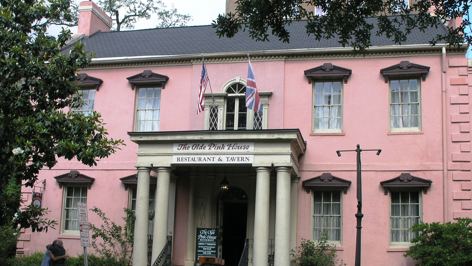 8. La vieille maison rose (1771)