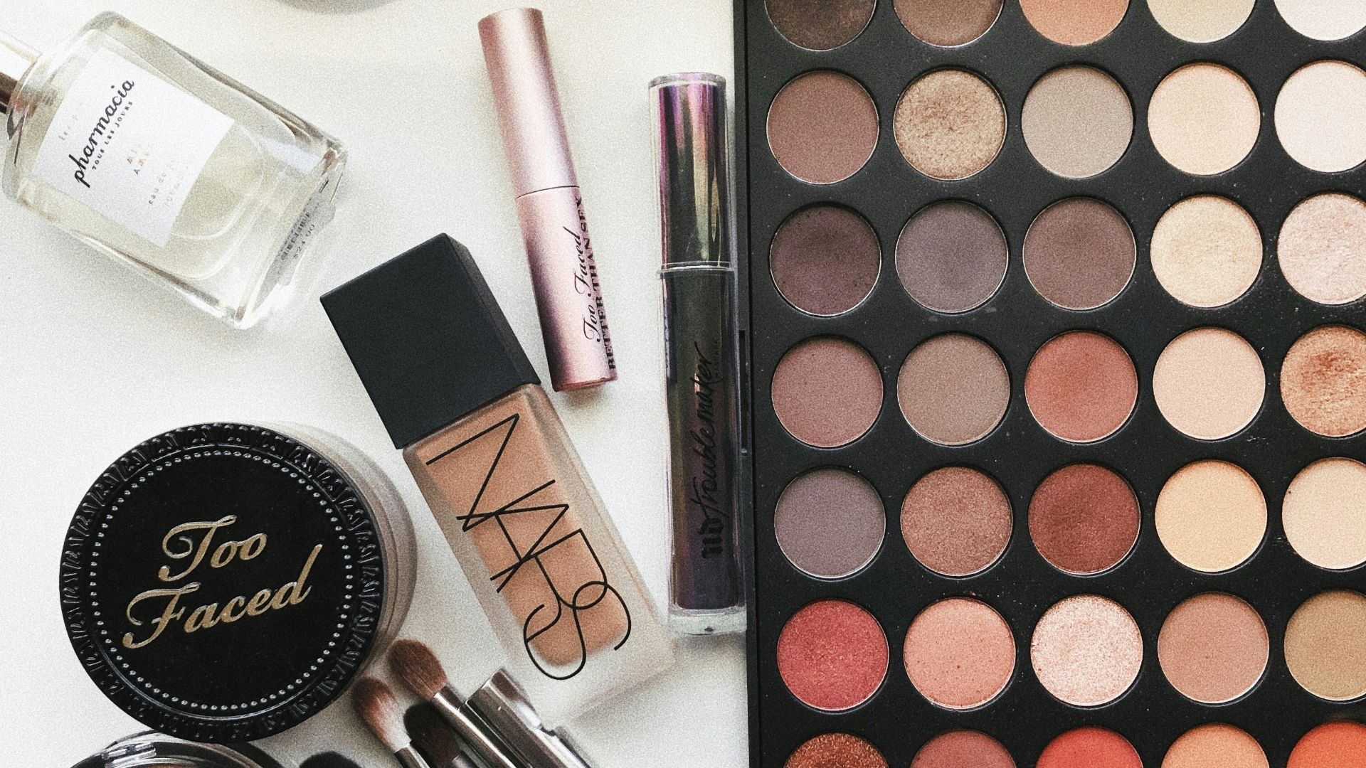 4. Fond de teint mousse mat