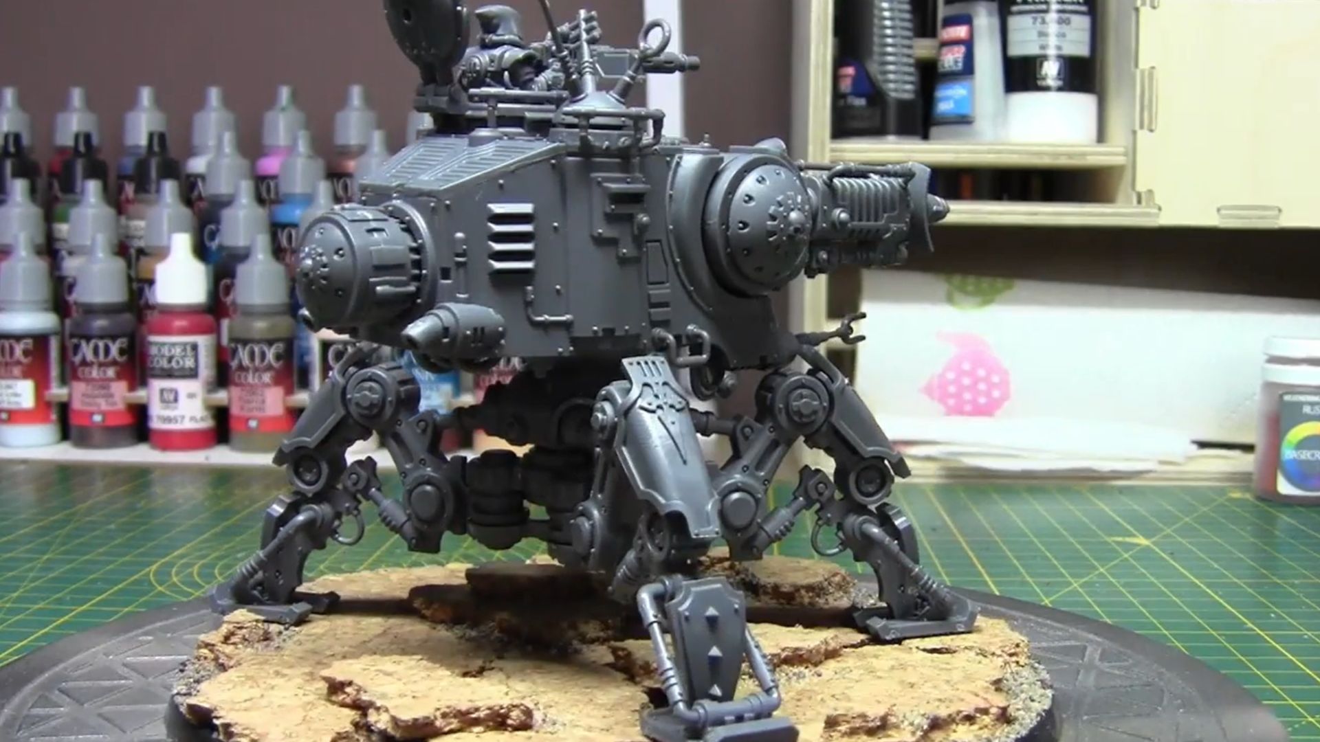 15. Adeptus Mechanicus Onager Dunecrawler