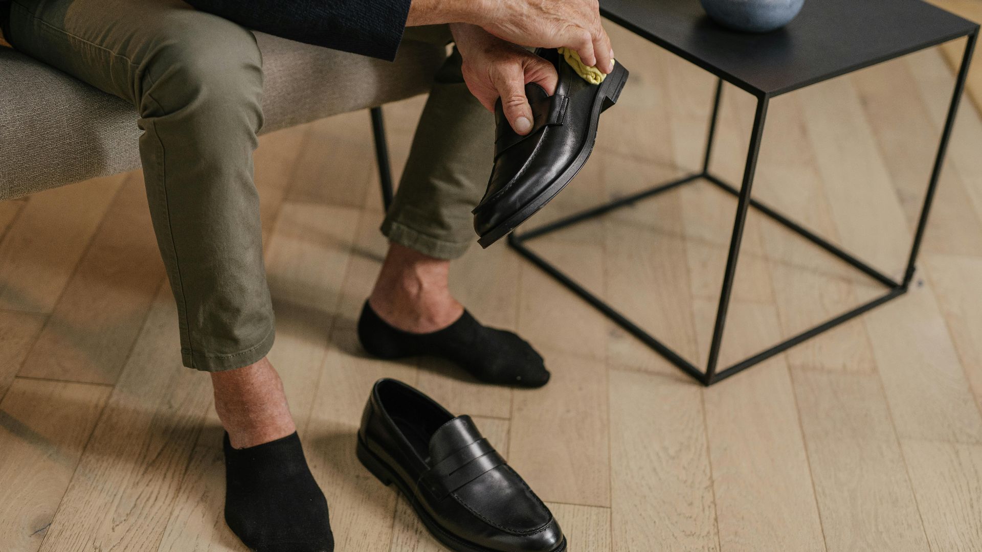 15. Nettoyer et polir les chaussures