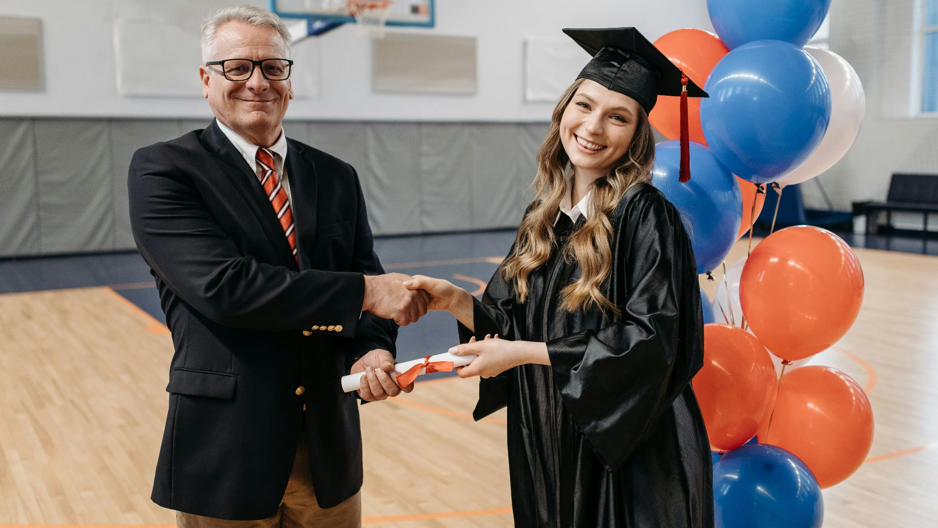 8. Cérémonie de remise des diplômes