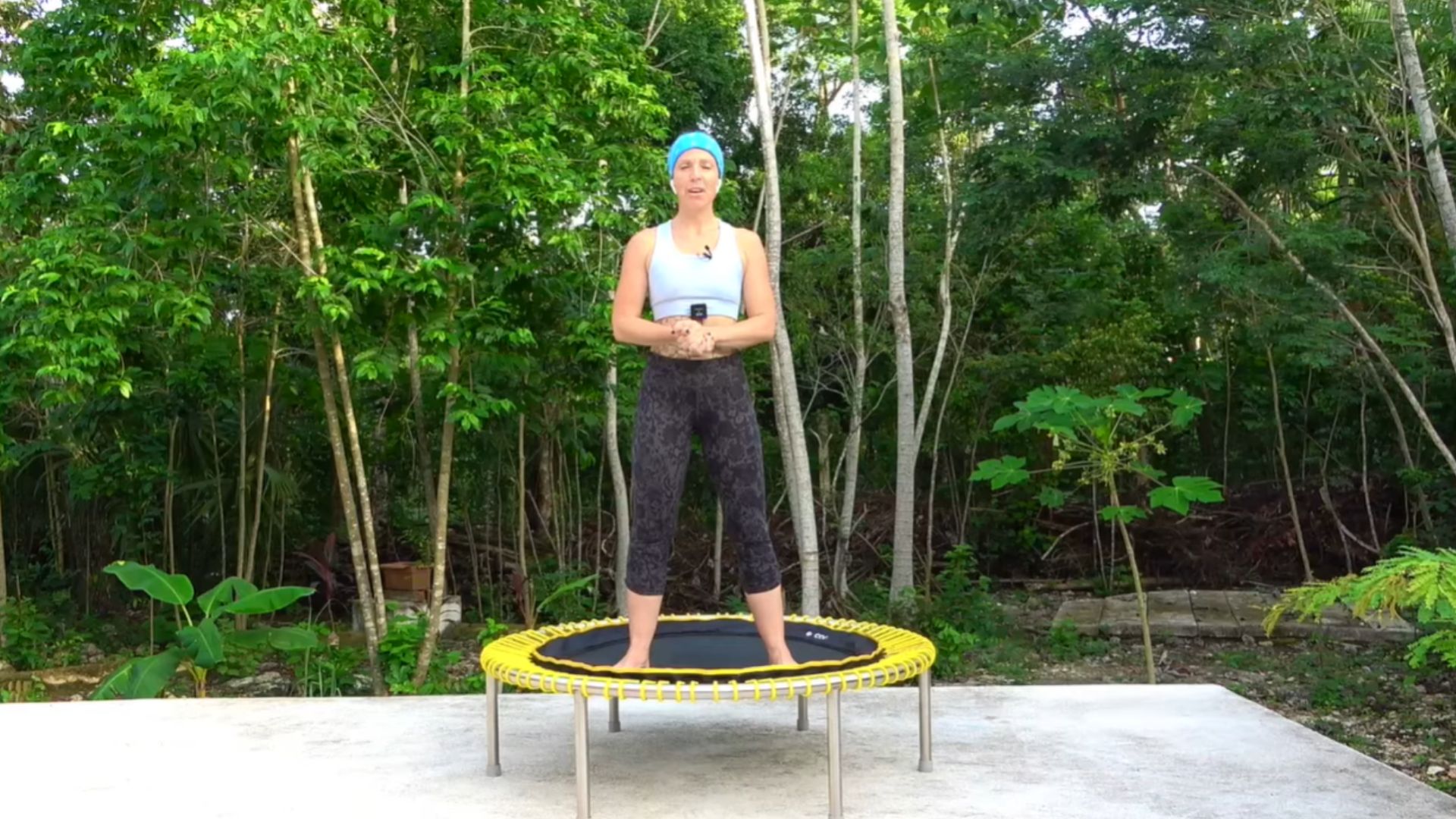 19. Exercice sur mini-trampoline (rebondissement)