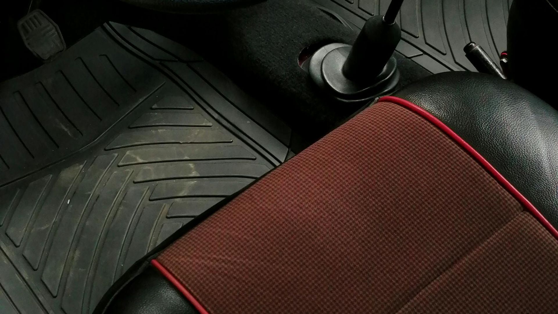 15. Tapis de sol personnalisés